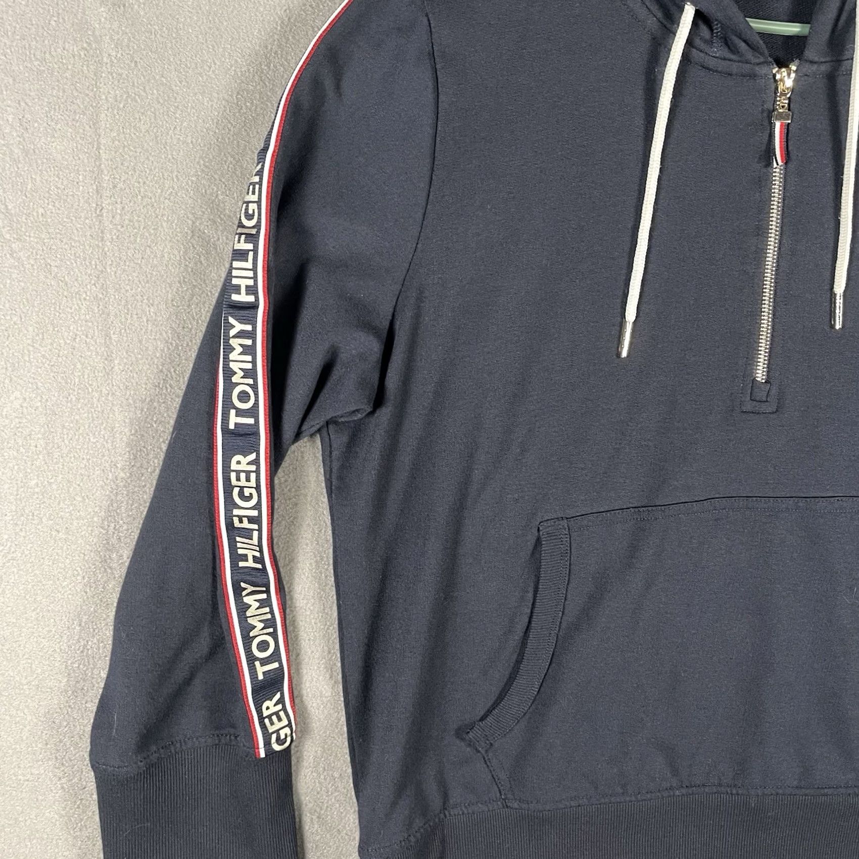 Tommy Hilfiger Tommy Hilfiger 1/2 Zip Hoodie Sweatshirt XXL Navy Blue Mens Long Sleeve ZIP Pullover Logo Size US XXL / EU 58 / 5 - 6 Thumbnail