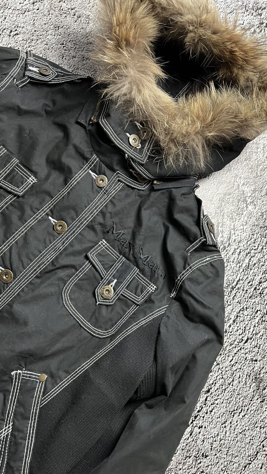 Max Mara Y2K vintage Max Mara fur hooded jacket Size XL / US 12-14 / IT 48-50 - 2 Thumbnail