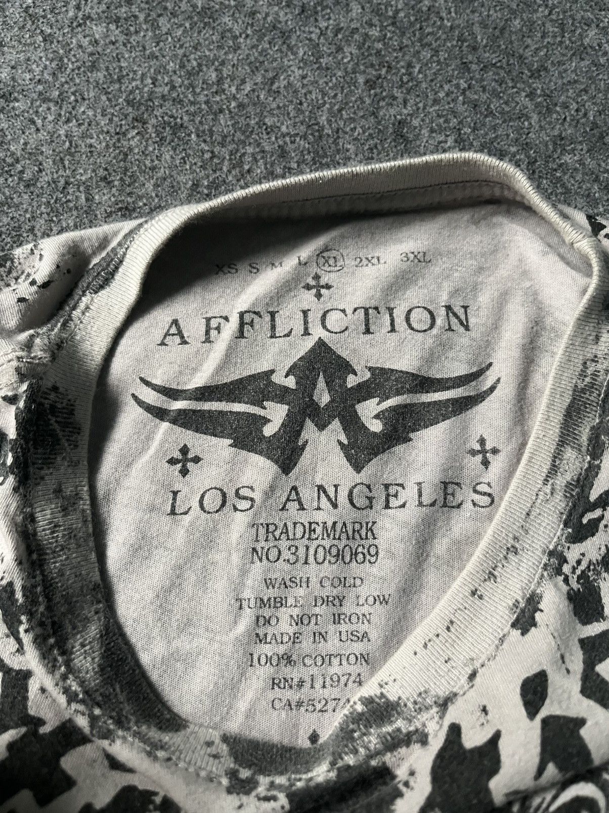 Affliction AFFLICTION FEDOR VS BARNETT RARE ITEM Size US XL / EU 56 / 4 - 12 Thumbnail