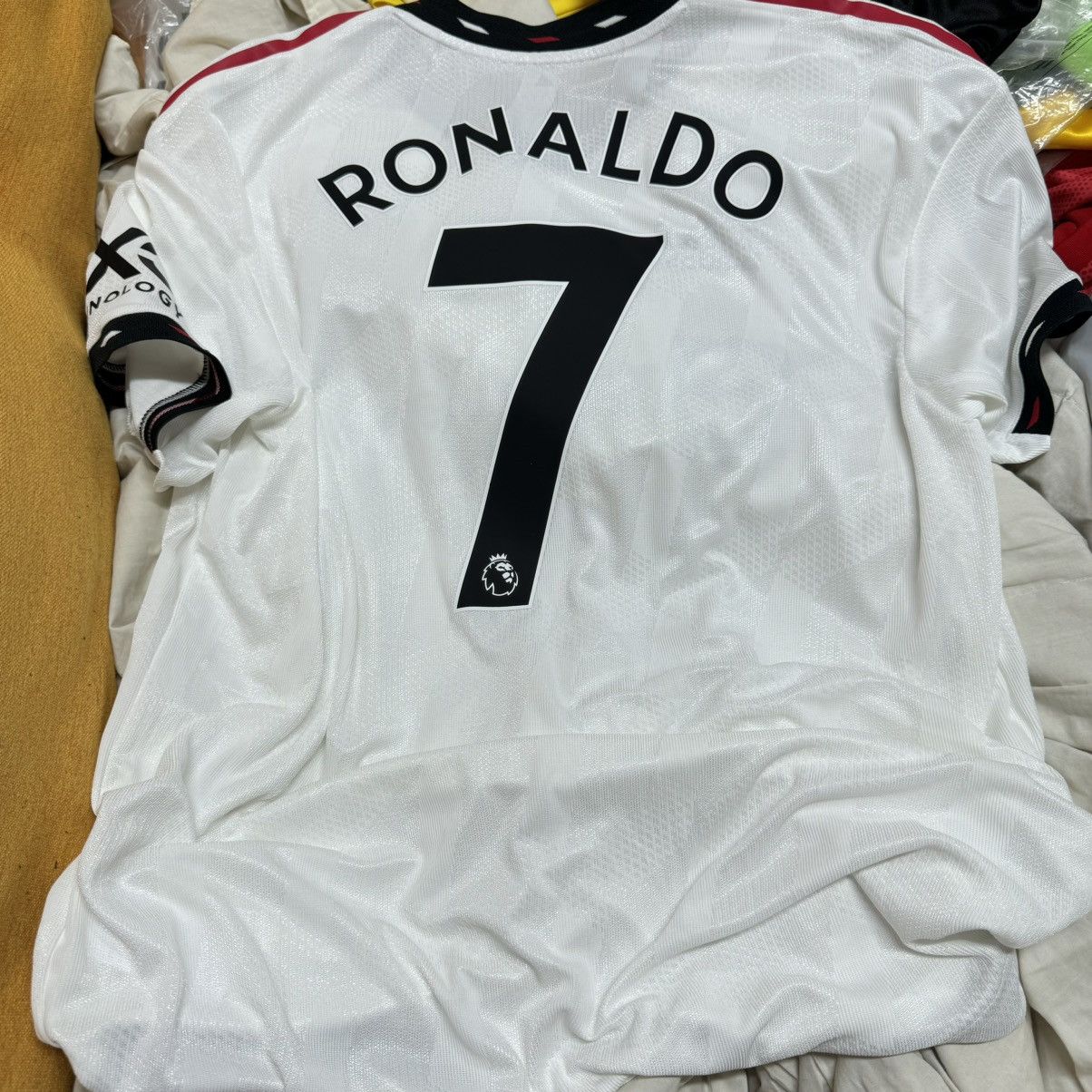 Other Manchester United 22/23 player issue shirt #7 Ronaldo (Bnwt) Size US L / EU 52-54 / 3 - 2 Thumbnail