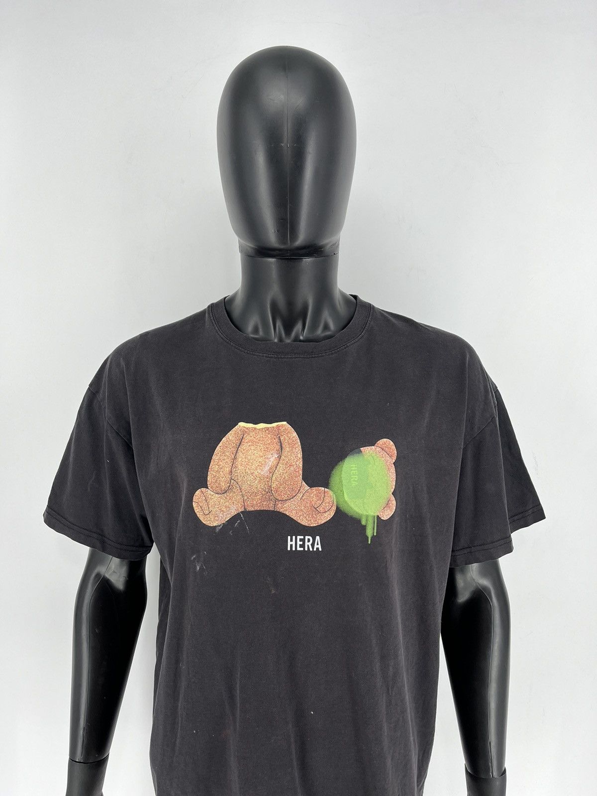 Japanese Brand × Vintage Vintage Y2K Hera logo Oversized Tee Shirt Streetwear Style Size US L / EU 52-54 / 3 - 1 Thumbnail