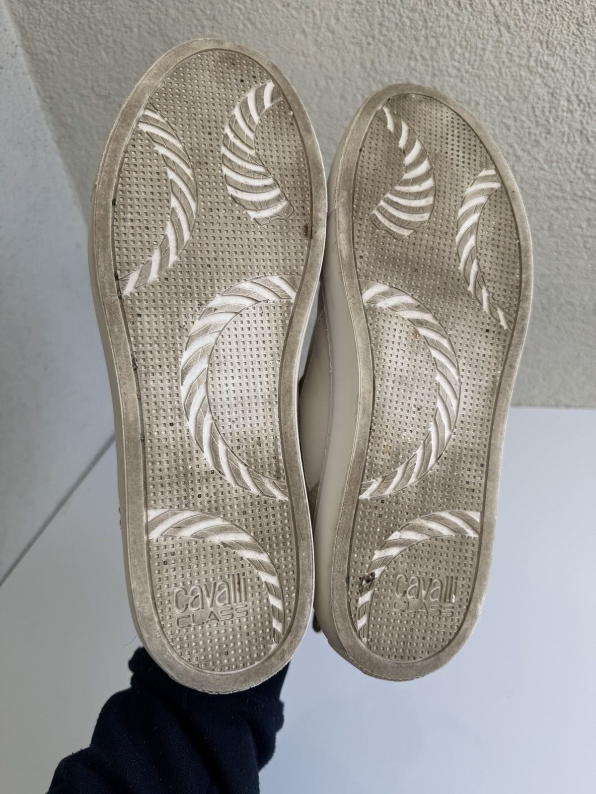 Cavalli Class Cavalli Class Leather Sneakers White Suede Low Top Size US 9 / EU 42 - 9 Thumbnail