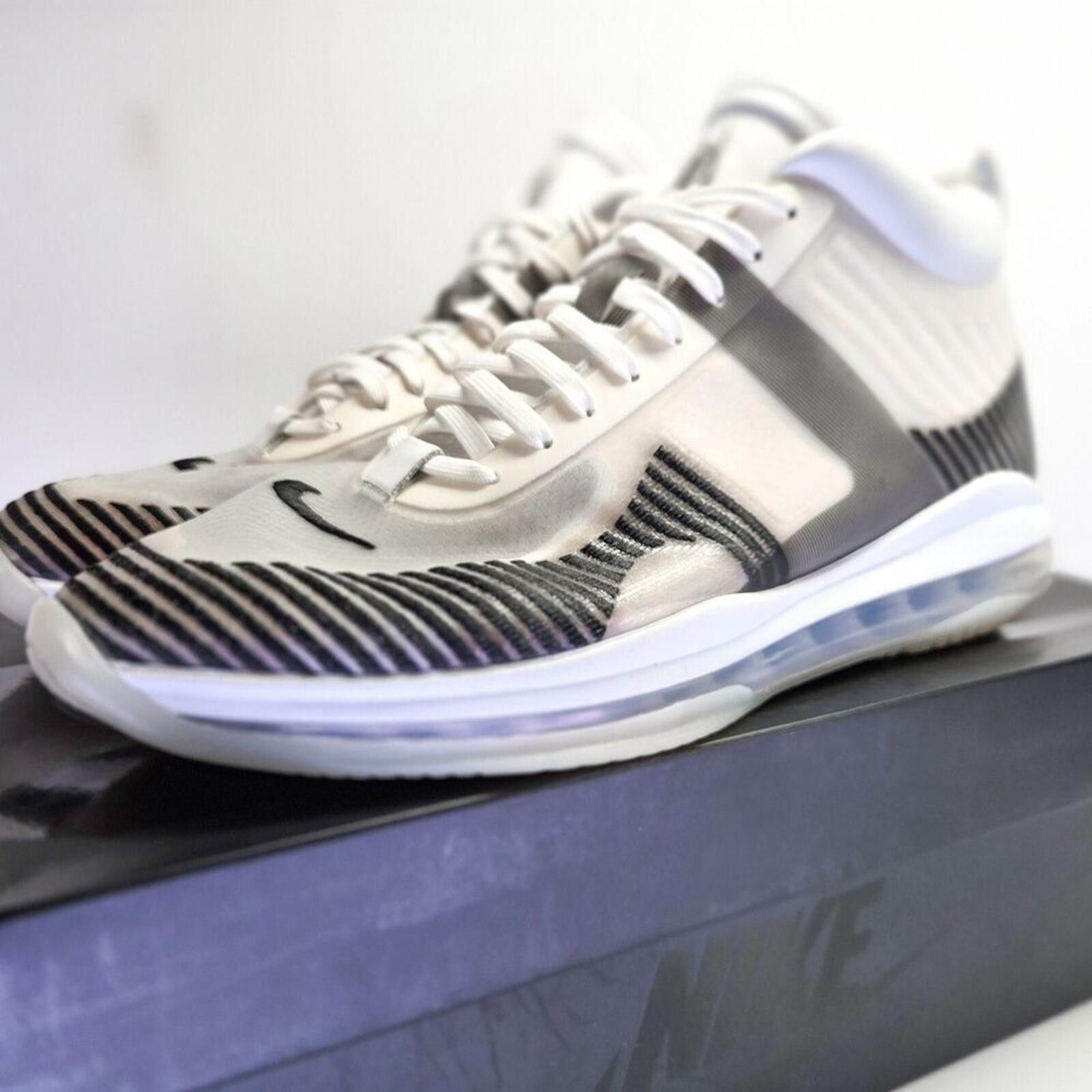 Nike Nike LeBron x John Elliott Icon QS AQ0114-100 10.5M Size US 10.5 / EU 43-44 - 1 Thumbnail