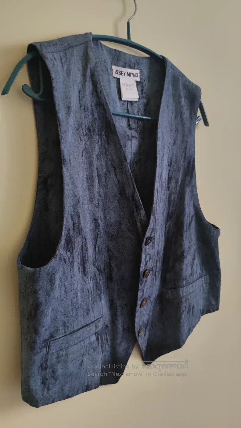 Issey Miyake Issey Miyake Frosty Fritillary Button Vest Size M / US 6-8 / IT 42-44 - 2 Thumbnail