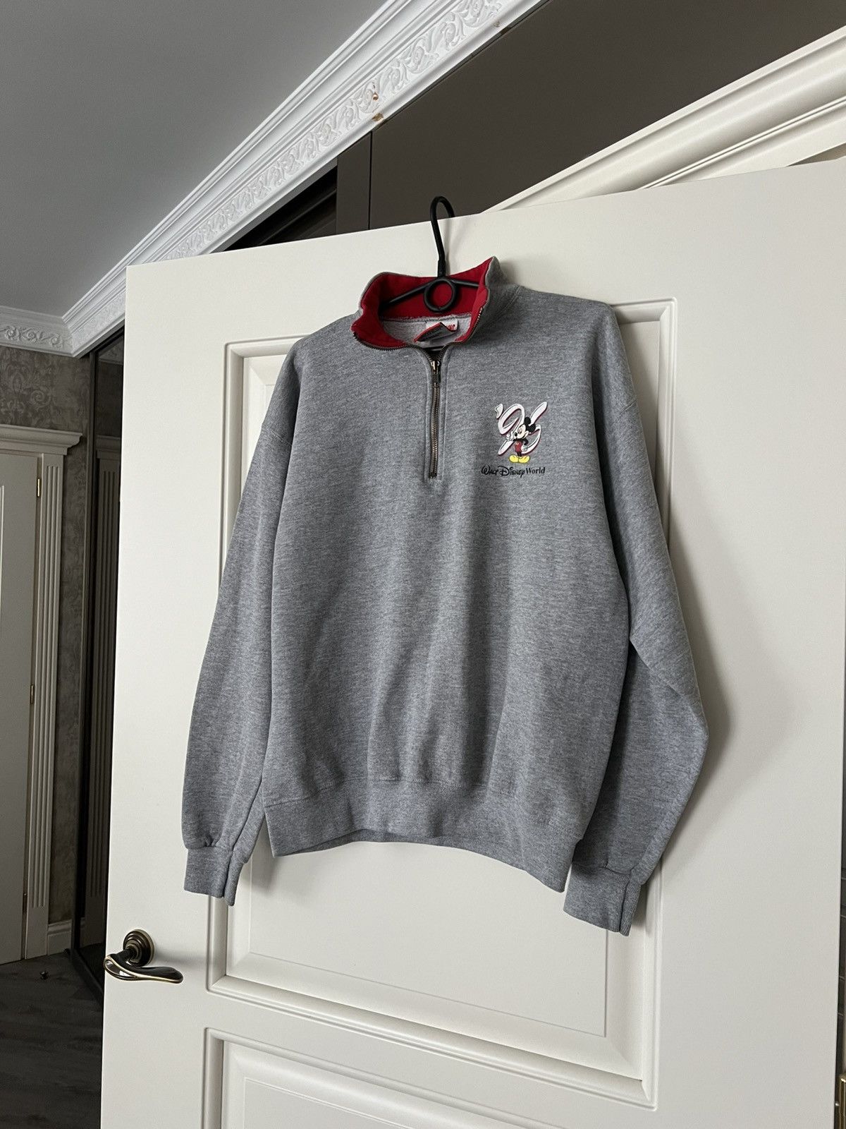 Disney Vintage 90s Disney Mickey Mouse Sweatshirt Made in USA Size US S / EU 44-46 / 1 - 2 Thumbnail