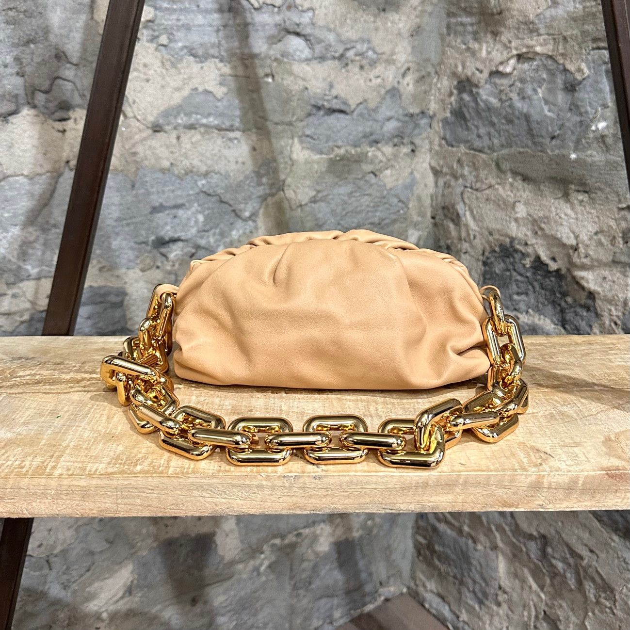 Bottega Veneta Bottega Veneta Light Brown Leather The Chain Pouch Clutch Size ONE SIZE - 4 Thumbnail