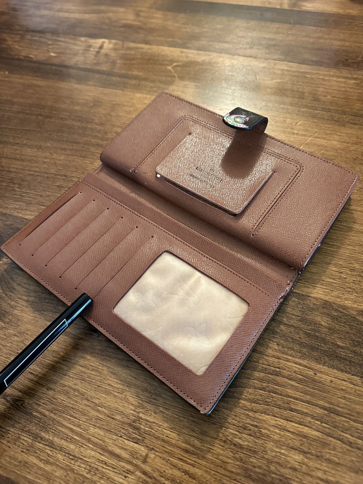Louis Vuitton × Takashi Murakami Louis Vuitton x Murakami Cherry Blossom Mirror wallet Size ONE SIZE - 9 Thumbnail