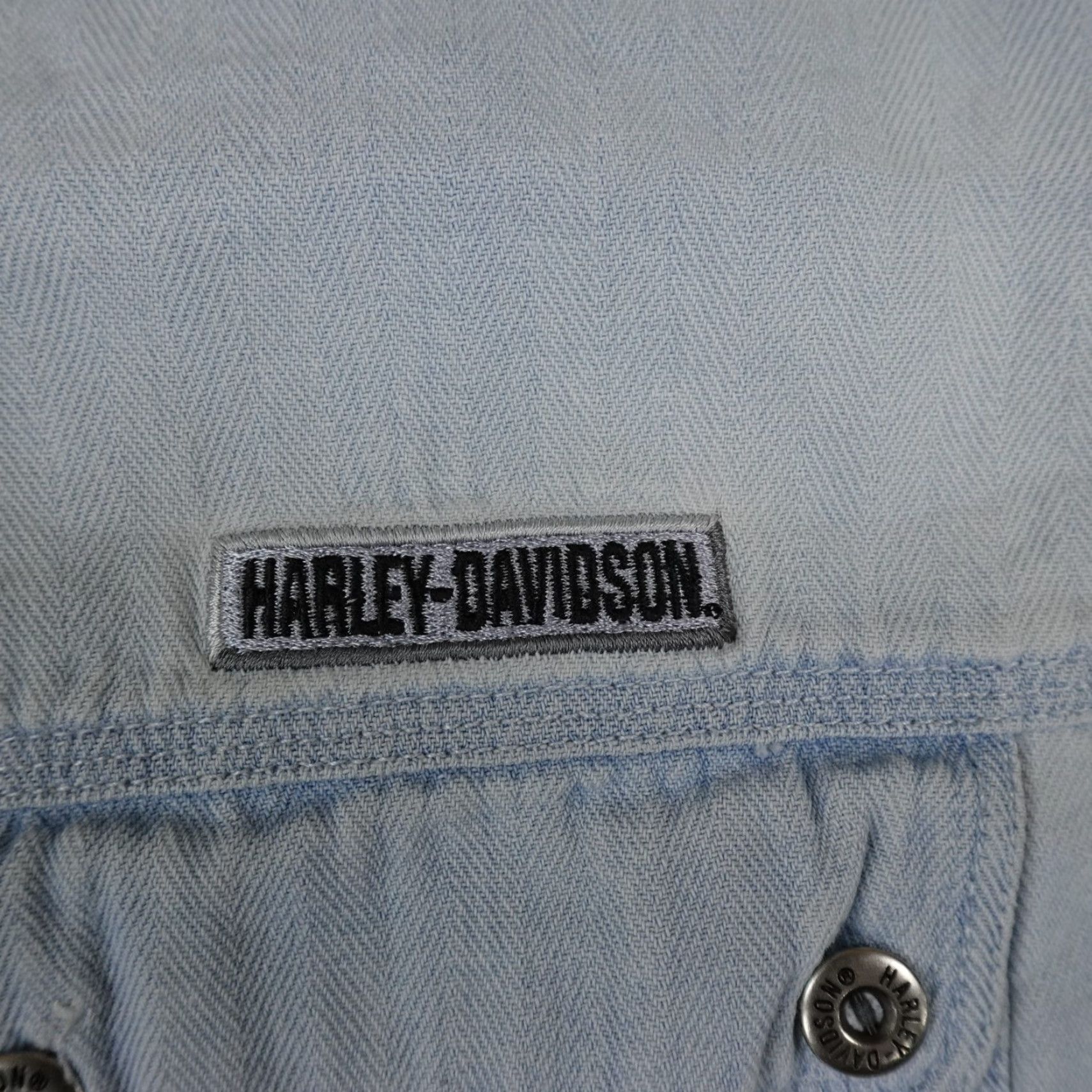Harley Davidson Harley-Davidson Shirt Mens L Blue Denim Chambray Motorcycle Biker Shacket Shirt Mens Large Denim Chambray Harley-Davidson Size US L / EU 52-54 / 3 - 6 Thumbnail