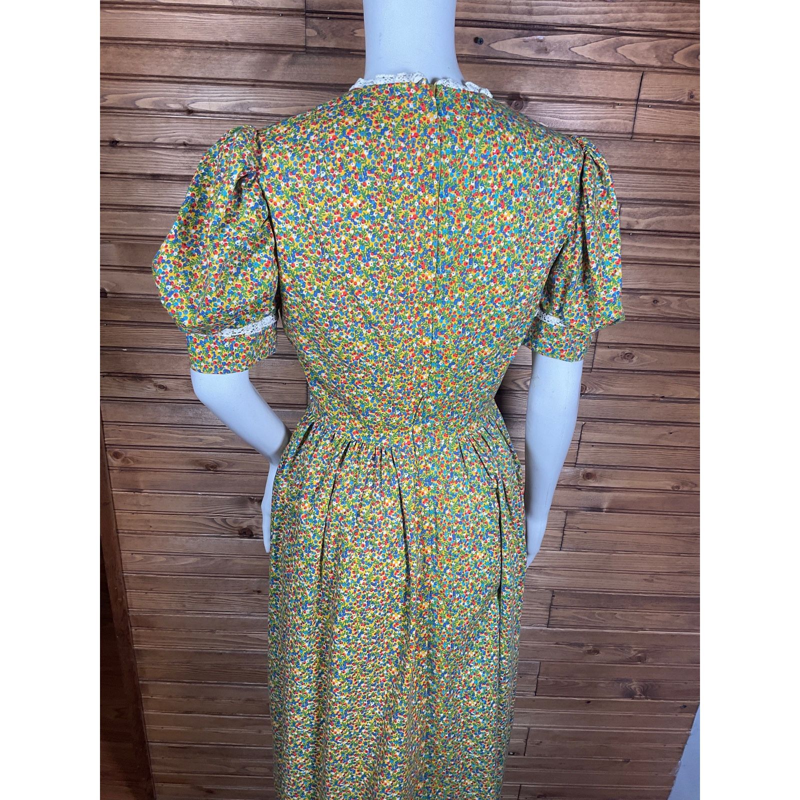 Other Coquette Cottage Dress Lace Embelishments Puffy Sleeve Size S / US 4 / IT 40 - 6 Thumbnail