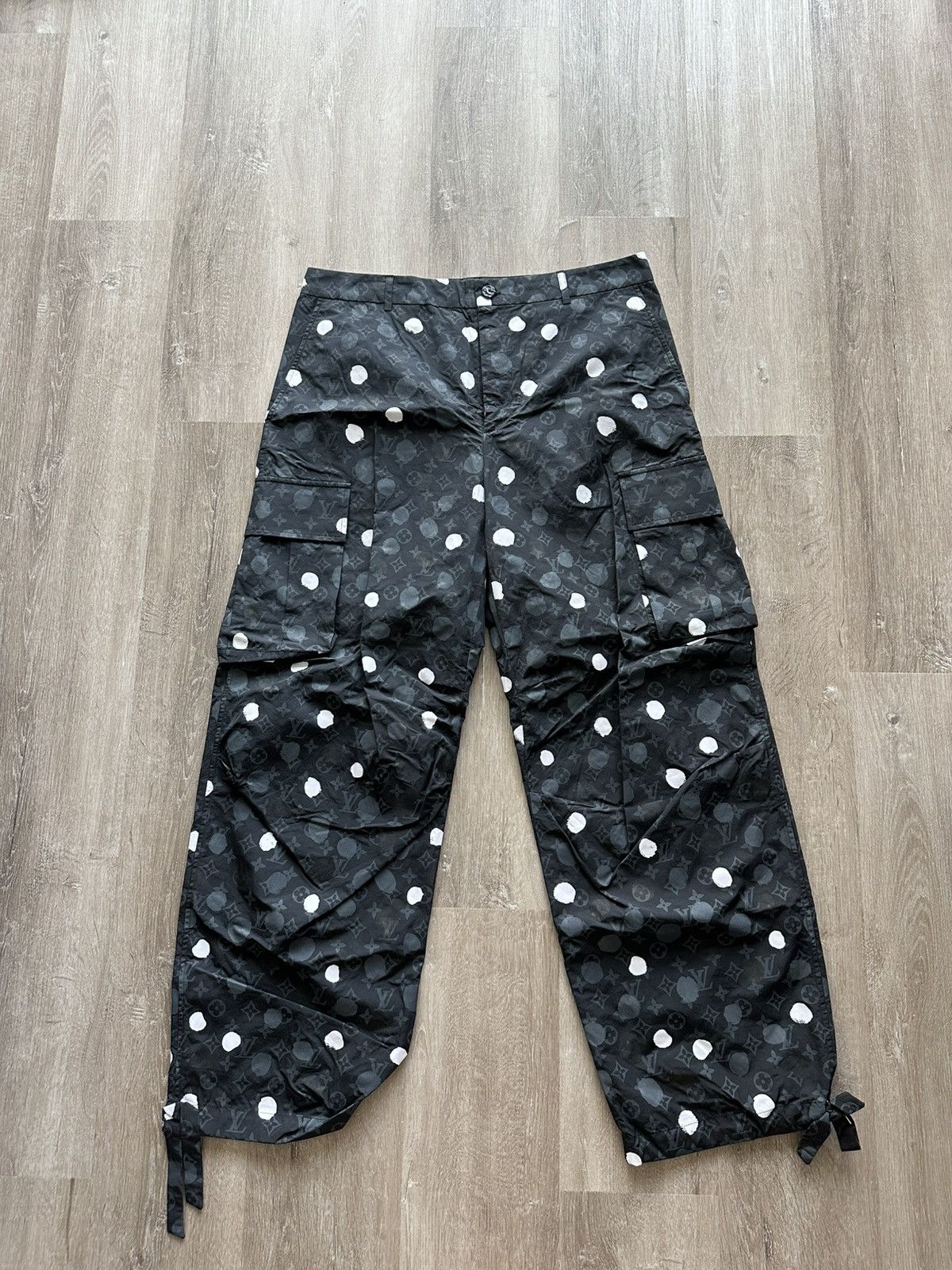 Louis Vuitton LOUIS VUITTON Black&White Polka Dot Pant Size US 34 / EU 50 - 1 Thumbnail