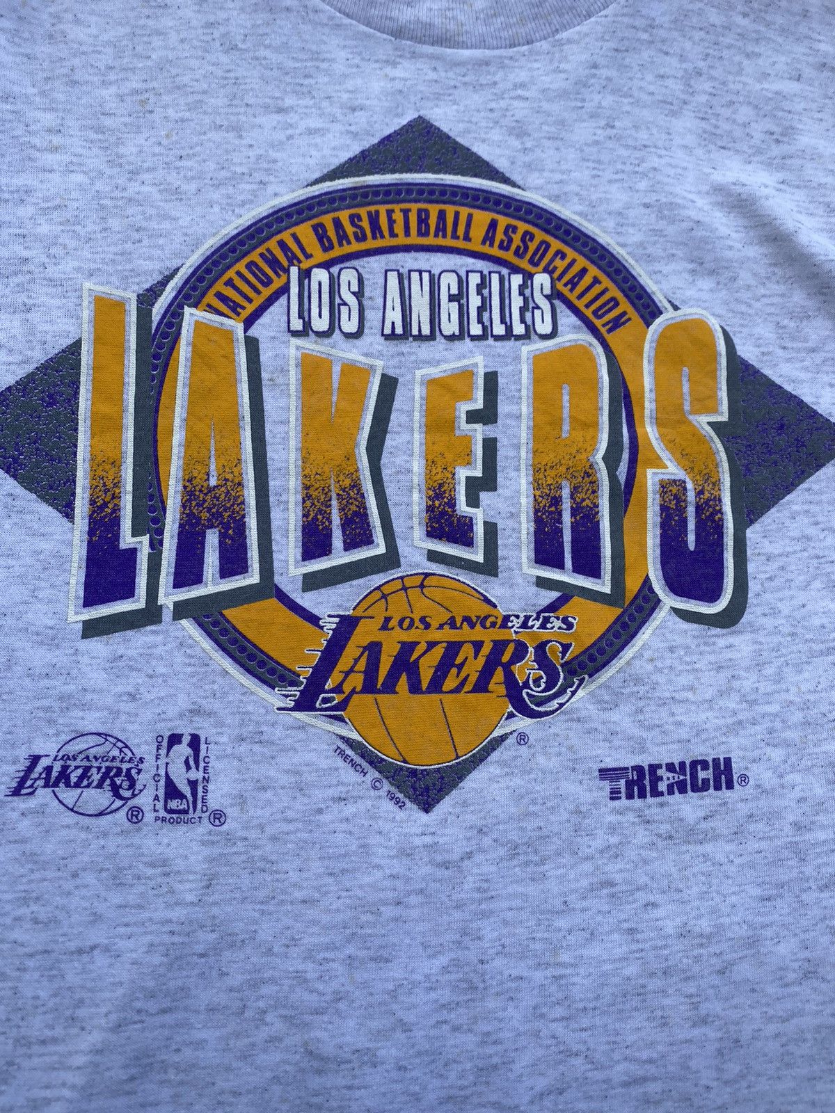 NBA Rare! Vintage 1990’s Los Angeles Lakers NBA T Shirt Size US M / EU 48-50 / 2 - 9 Thumbnail