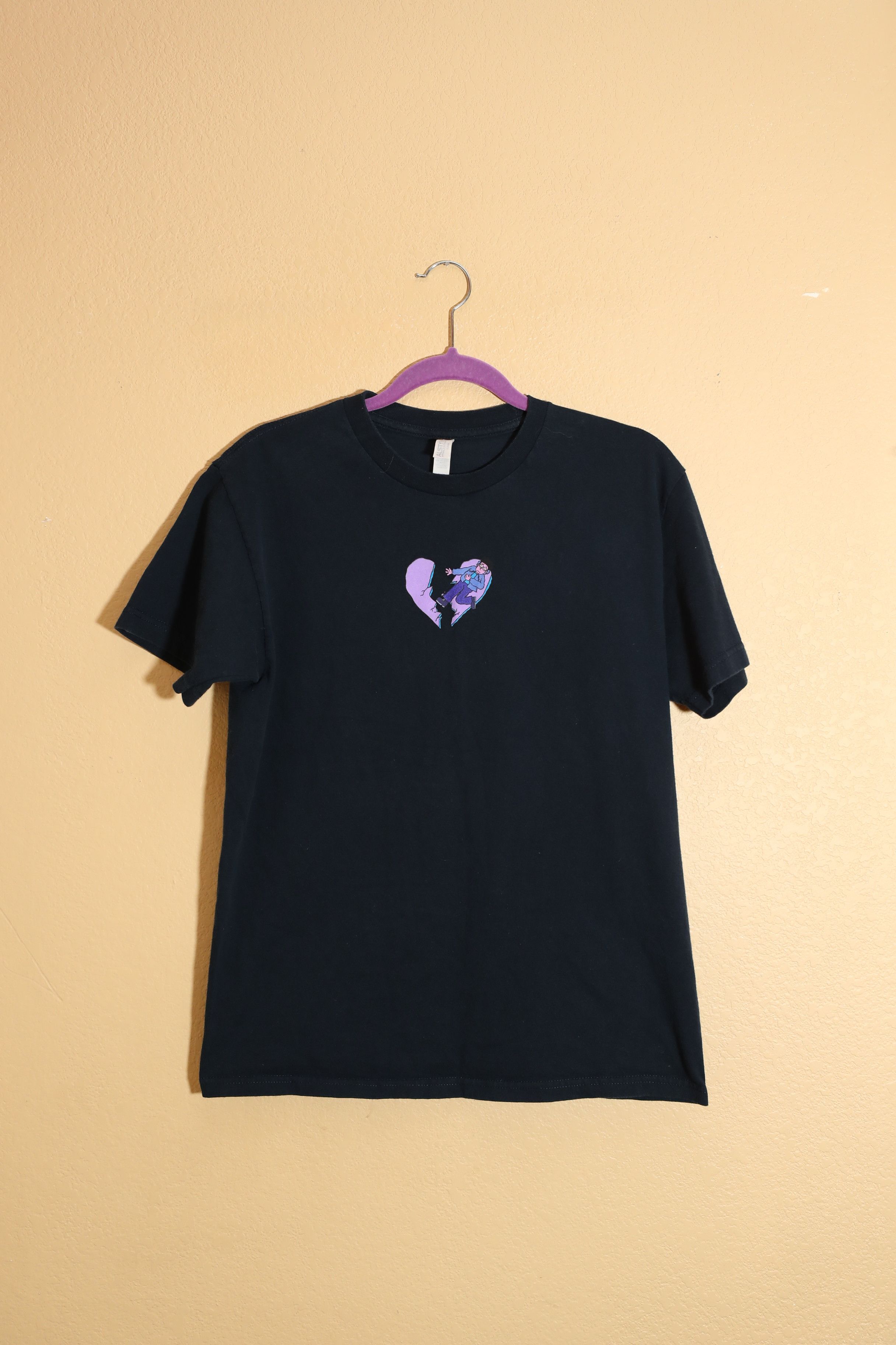 Alstyle Broken Heart Cartoon Tee (M) Size US M / EU 48-50 / 2 - 1 Thumbnail