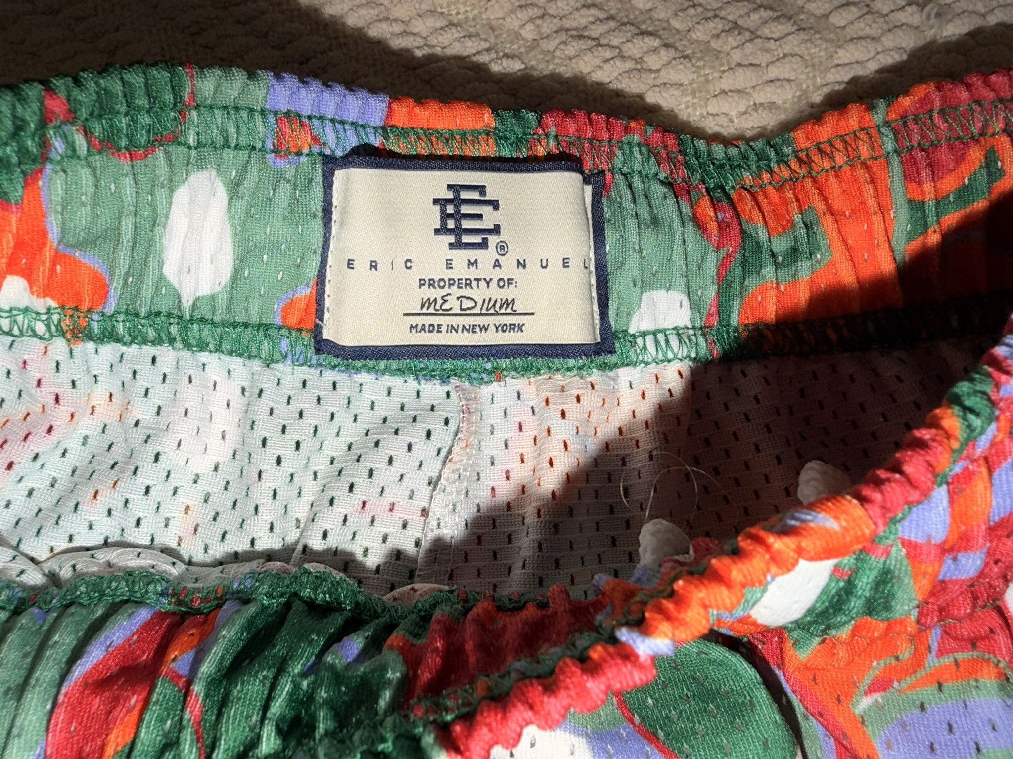 Eric Emanuel Eric Emanuel EE Basic Shorts 'Hawaiian/Green' | Size Medium Size US 30 / EU 46 - 3 Thumbnail