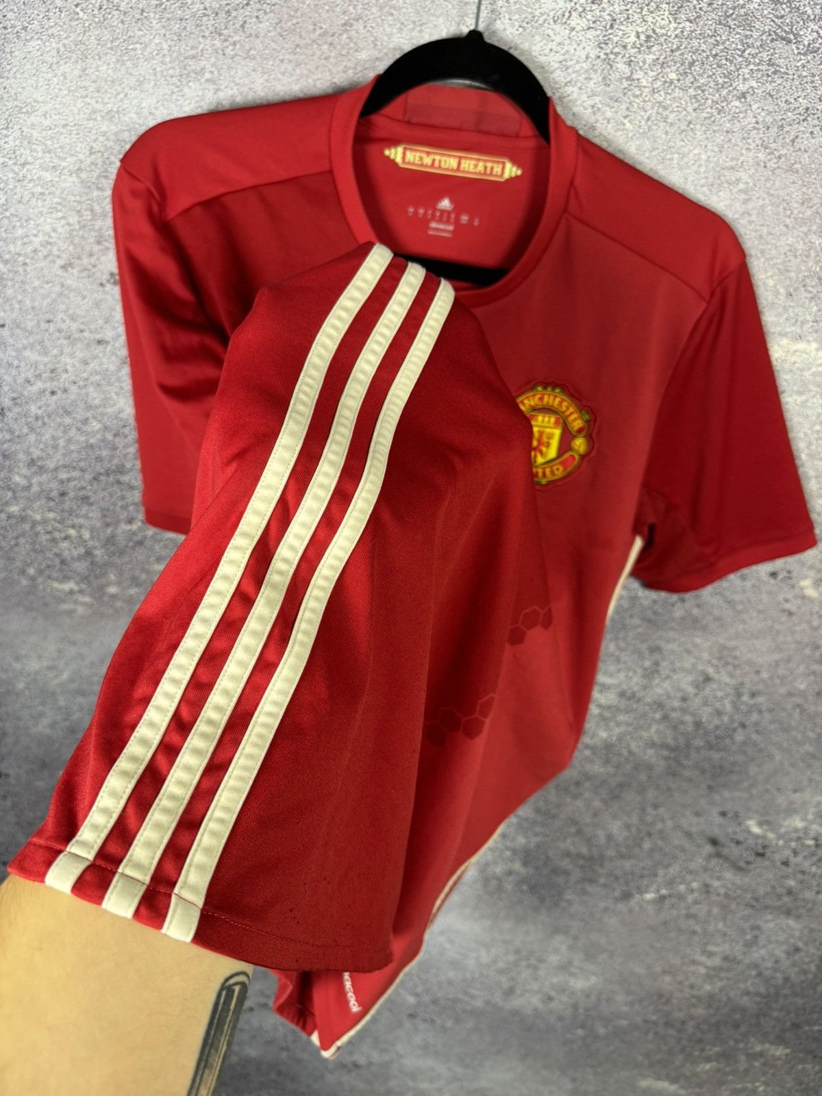 Adidas Vintage Manchester United 2016/17 Adidas Soccer Jersey Small Size US S / EU 44-46 / 1 - 9 Thumbnail