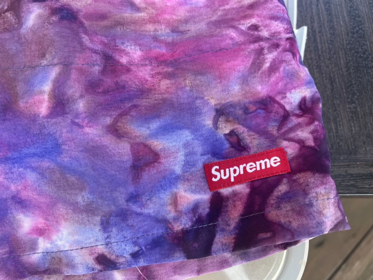 Supreme Supreme water short purple galaxy tie dye Size US 30 / EU 46 - 2 Thumbnail