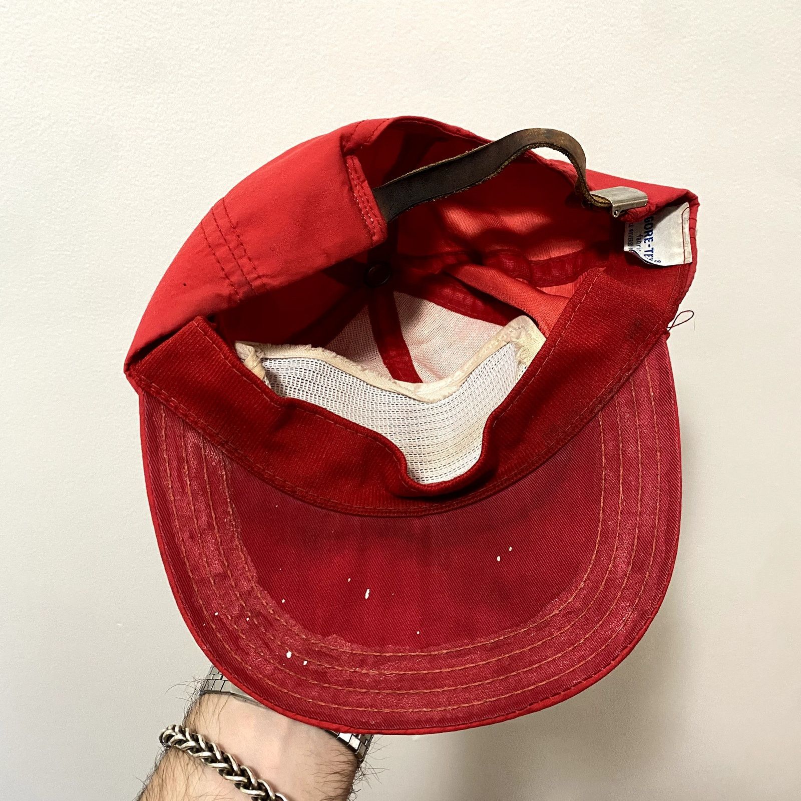Goretex × Vintage Vintage Amsoil Trucker Hat Gore-Tex Patch Leather Strap Cap Size ONE SIZE - 5 Thumbnail