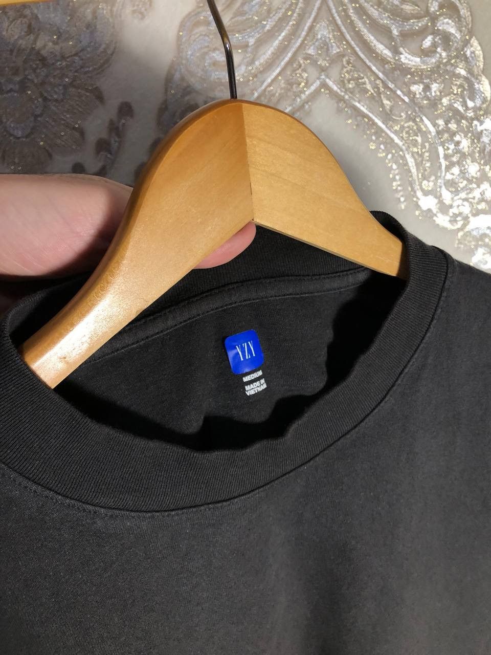 Gap × Kanye West VERY RARE GAP YEEZY KANYE WEST T-SHIRT JAPAN STYLE DESIGNER Size US M / EU 48-50 / 2 - 4 Thumbnail