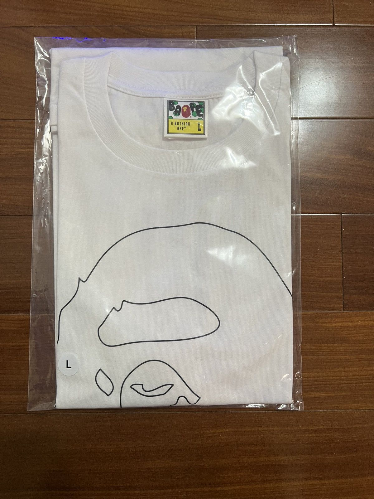 Bape BAPE new year bag 2025 Ape Head Tee White Size US L / EU 52-54 / 3 - 3 Thumbnail