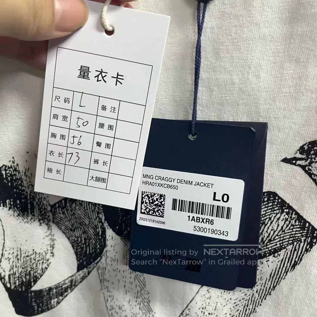 Louis Vuitton louis vuitton white graphic short sleeve t. Size US L / EU 52-54 / 3 - 4 Thumbnail