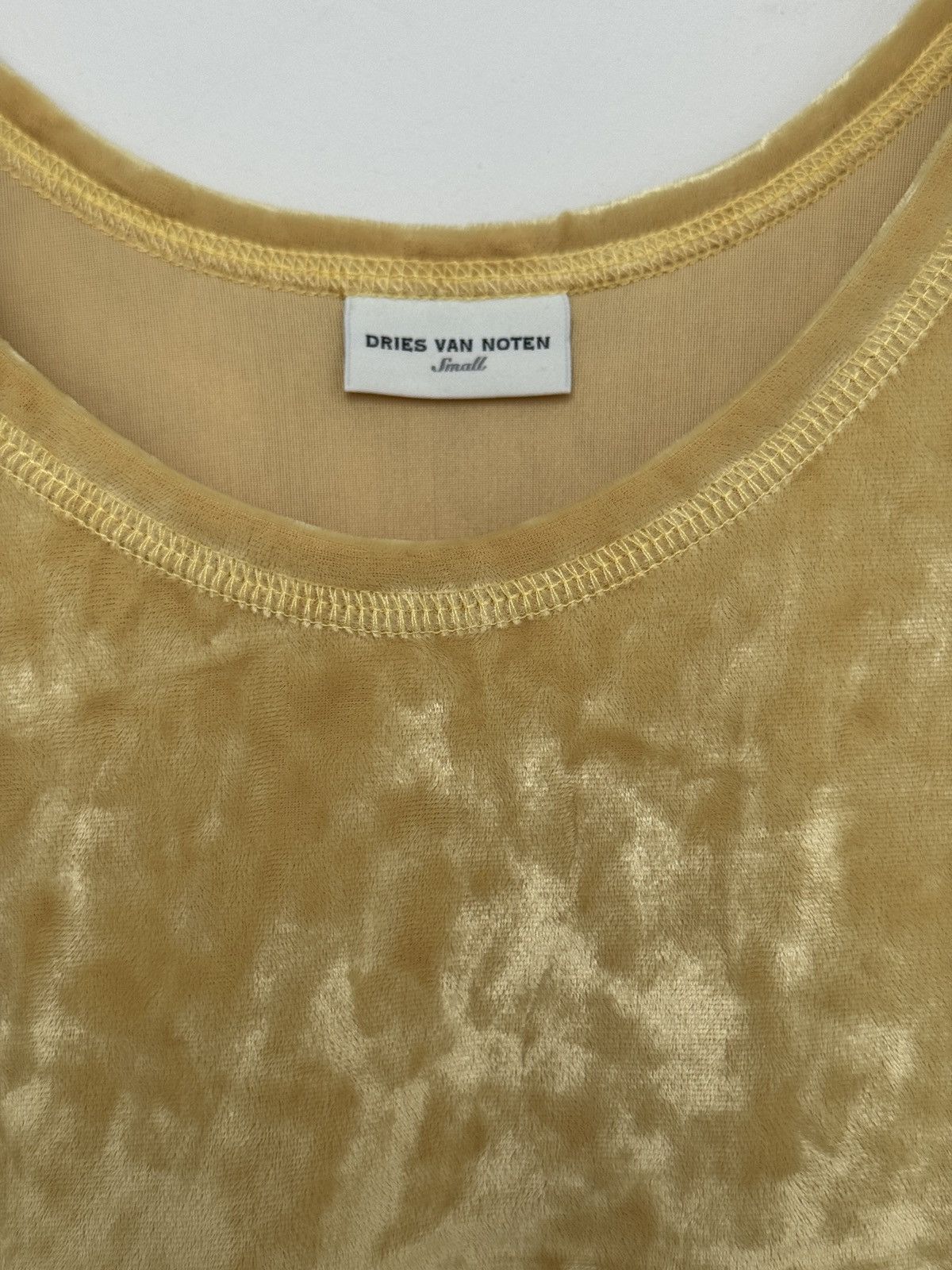 Dries Van Noten DRIES VAN NOTEN Size S Yellow Velour Scoop Neck Casual Top Size US S / EU 44-46 / 1 - 3 Thumbnail