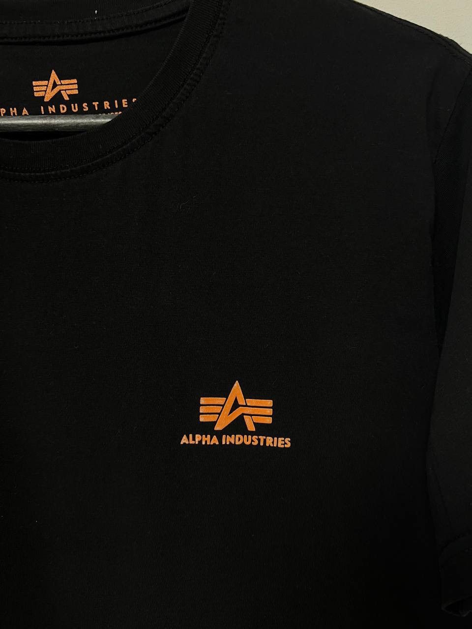 Alpha Industries Alpha Industries Small logo T shirt Short sleeve Black Y2k L Size US L / EU 52-54 / 3 - 10 Thumbnail
