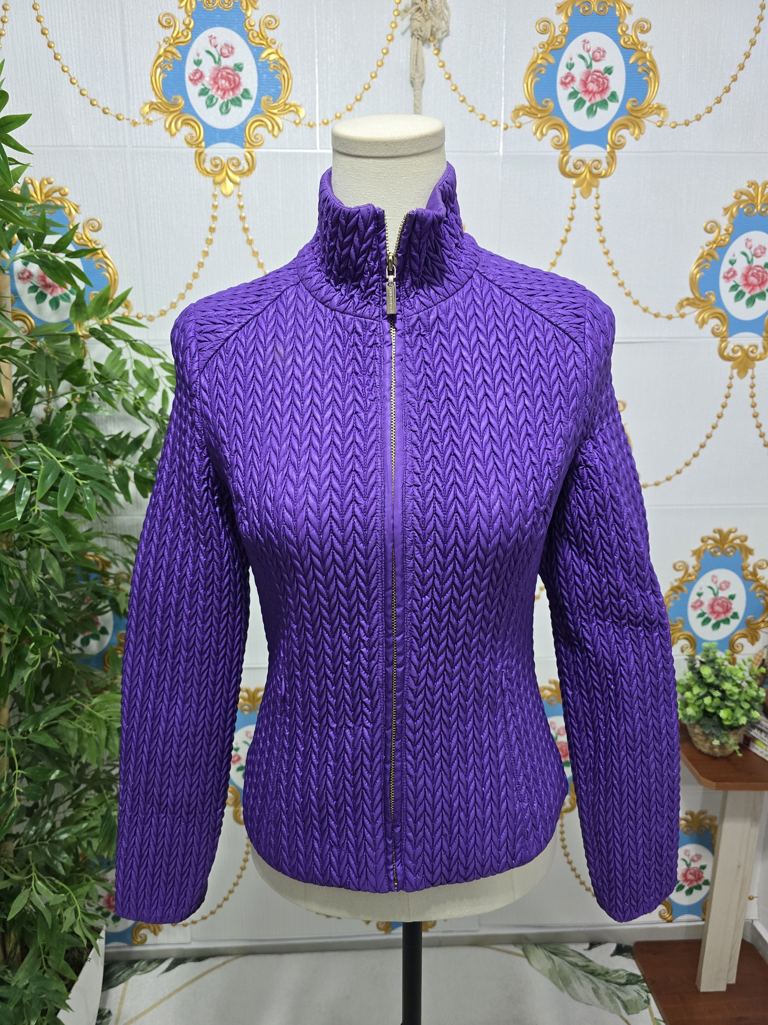 Trussardi TRUSSARDI jacket LUXURY LIKE NEW CONDITION Size M / US 6-8 / IT 42-44 - 1 Thumbnail