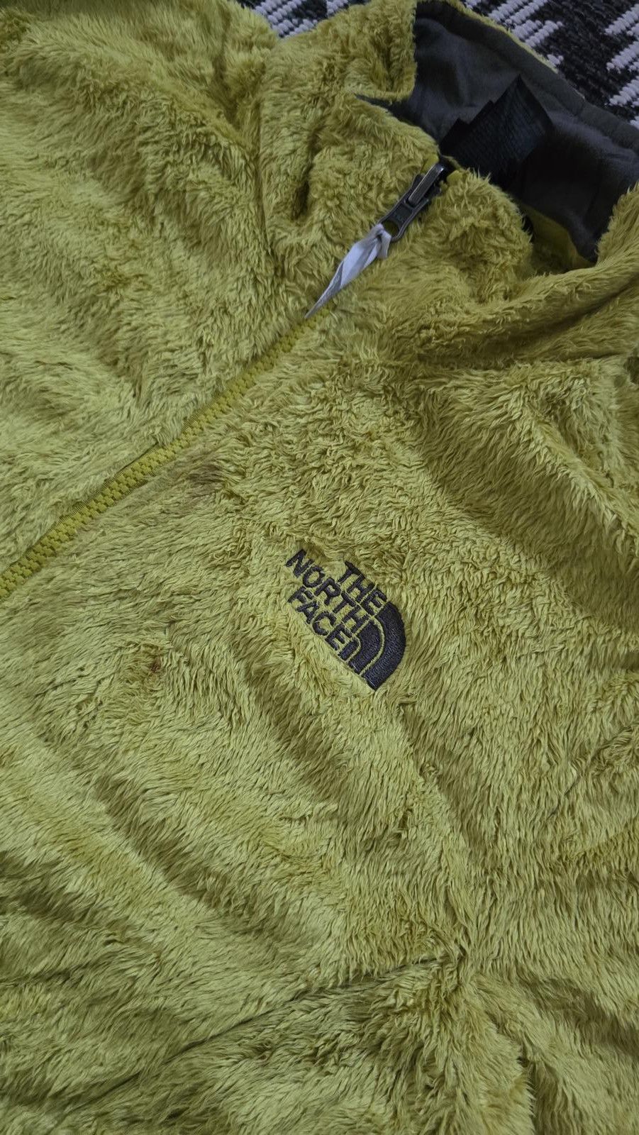 The North Face Ladies North Face Fluffy Fleece, Mustard, Medium Size M / US 6-8 / IT 42-44 - 2 Thumbnail