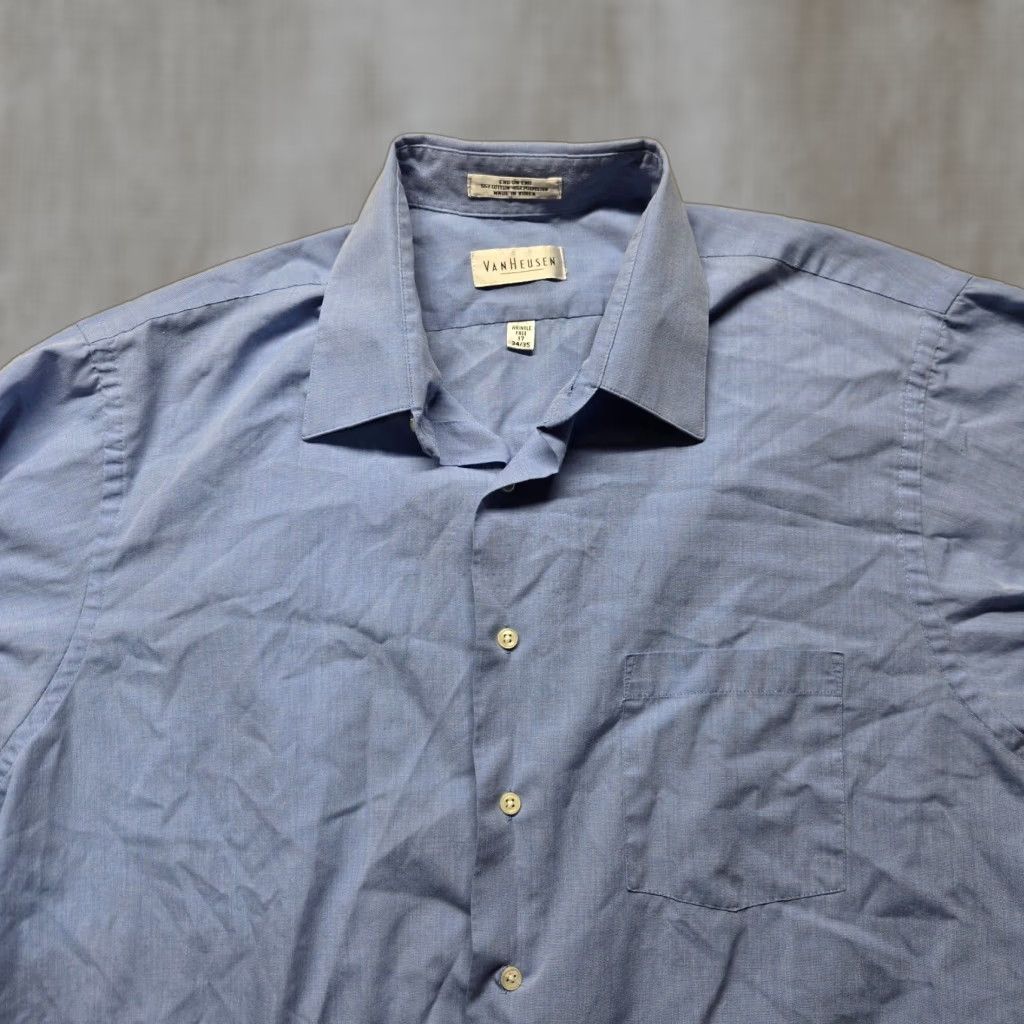 Van Heusen Van Heusen Solid Blue Long Sleeve Button-Down Shirt Adult Men 17 34/35 Mens Size US XL / EU 56 / 4 - 1 Thumbnail