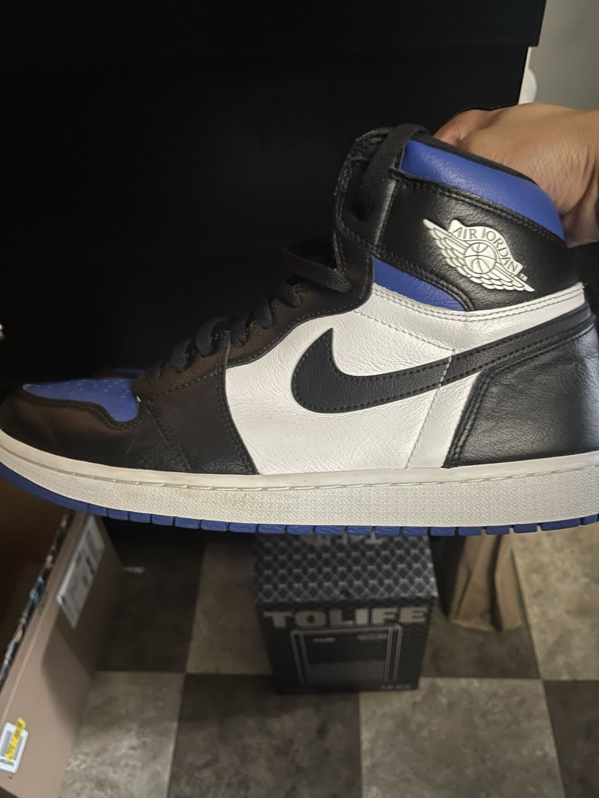 Jordan Brand × Nike Air Jordan 1 High OG Royal Toe Size 13 Size US 13 / EU 46 - 6 Thumbnail
