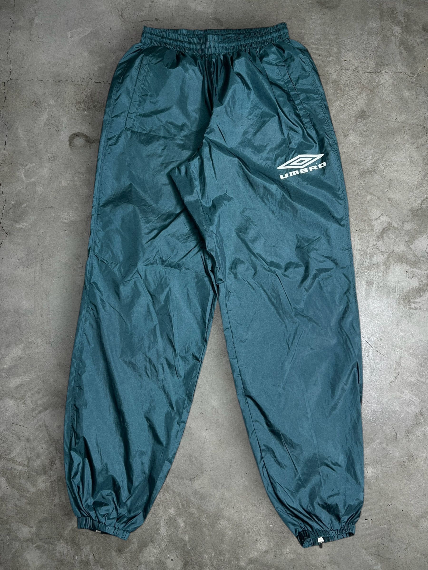 Umbro UMBRO Nylon Jogger Pant JKA224 Size US 36 / EU 52 - 1 Thumbnail