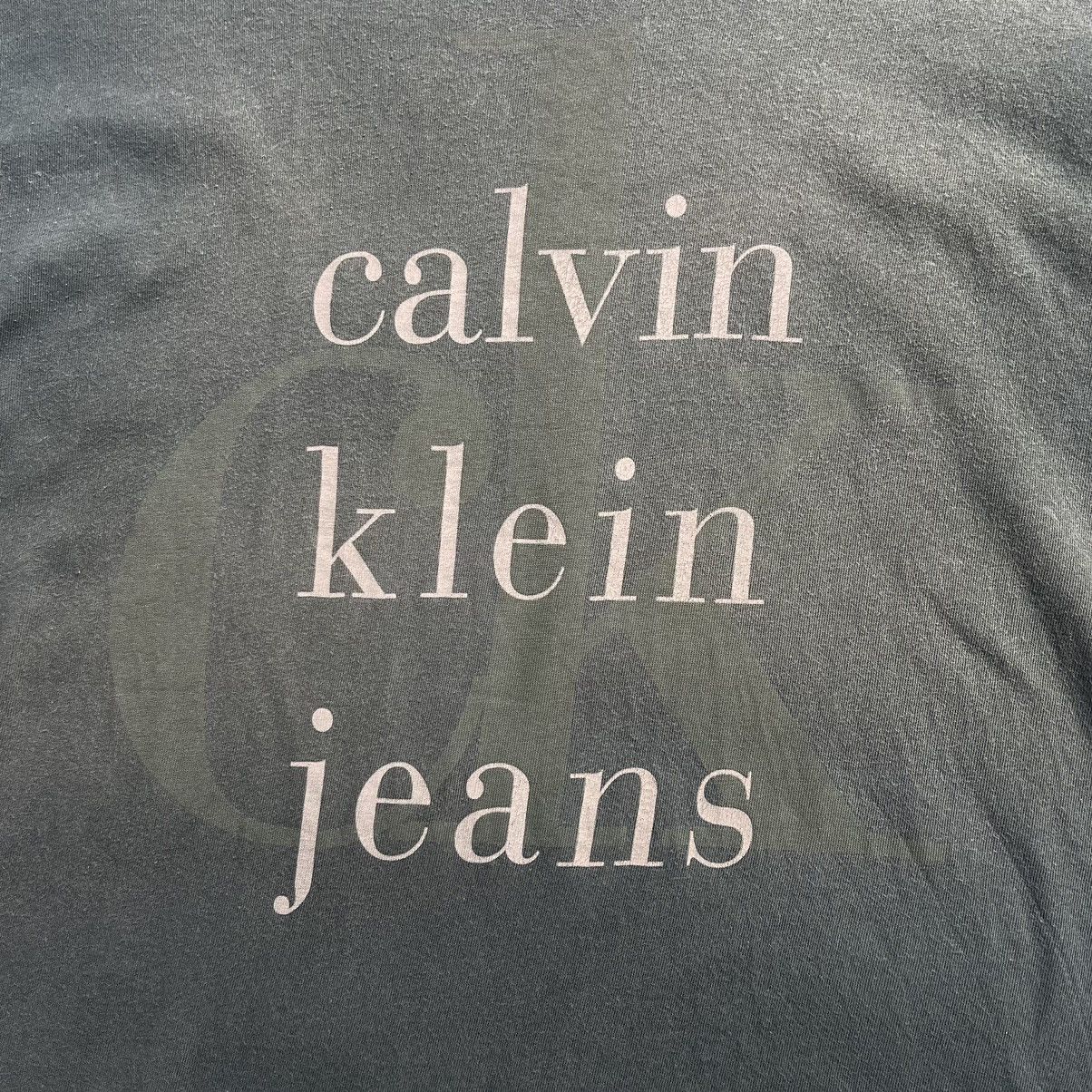 Calvin Klein Vintage 90s CK Calvin Klein Sun Fades Tshirt Large Size US L / EU 52-54 / 3 - 5 Thumbnail