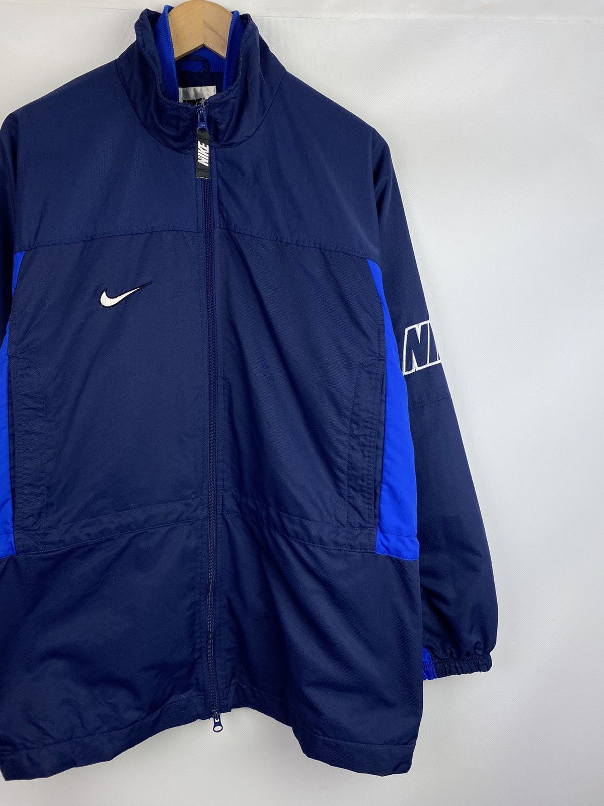 Nike Nike vintage Y2K big swoosh windbreaker jacket size M Size US M / EU 48-50 / 2 - 3 Thumbnail