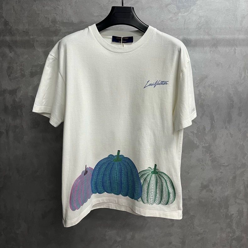 Louis Vuitton Louis Vuitton White logo pumpkin print crew neck short slee Size US M / EU 48-50 / 2 - 1 Thumbnail