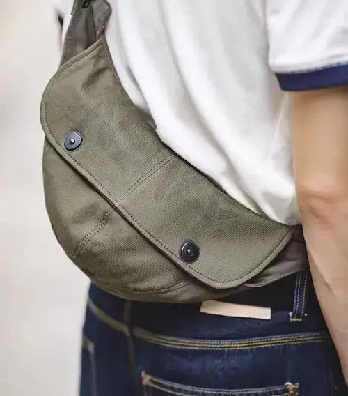 Y2K Military Utility 2 Way Sling Bag Belt Bag Fanny Pack in Army Green, Men's