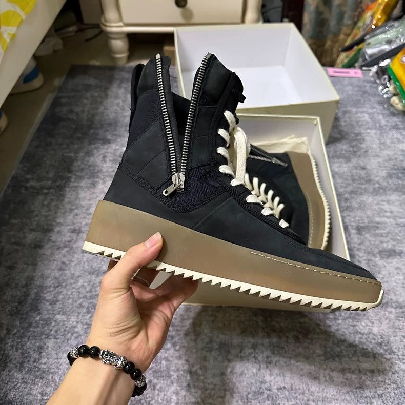 Fear of God Fear of God The first generation of rubber-soled military Size US 8 / EU 41 - 5 Thumbnail