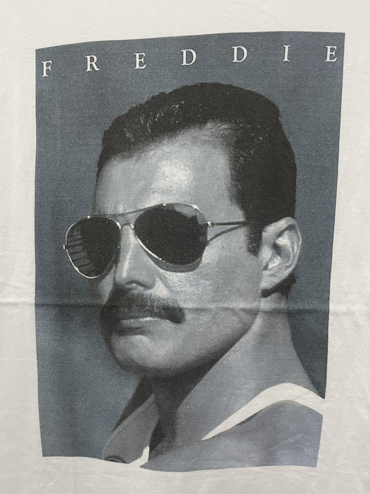 Band Tees × Vintage Vintage 00’s Freddie Mercury Queen Band Tee Size US L / EU 52-54 / 3 - 2 Thumbnail