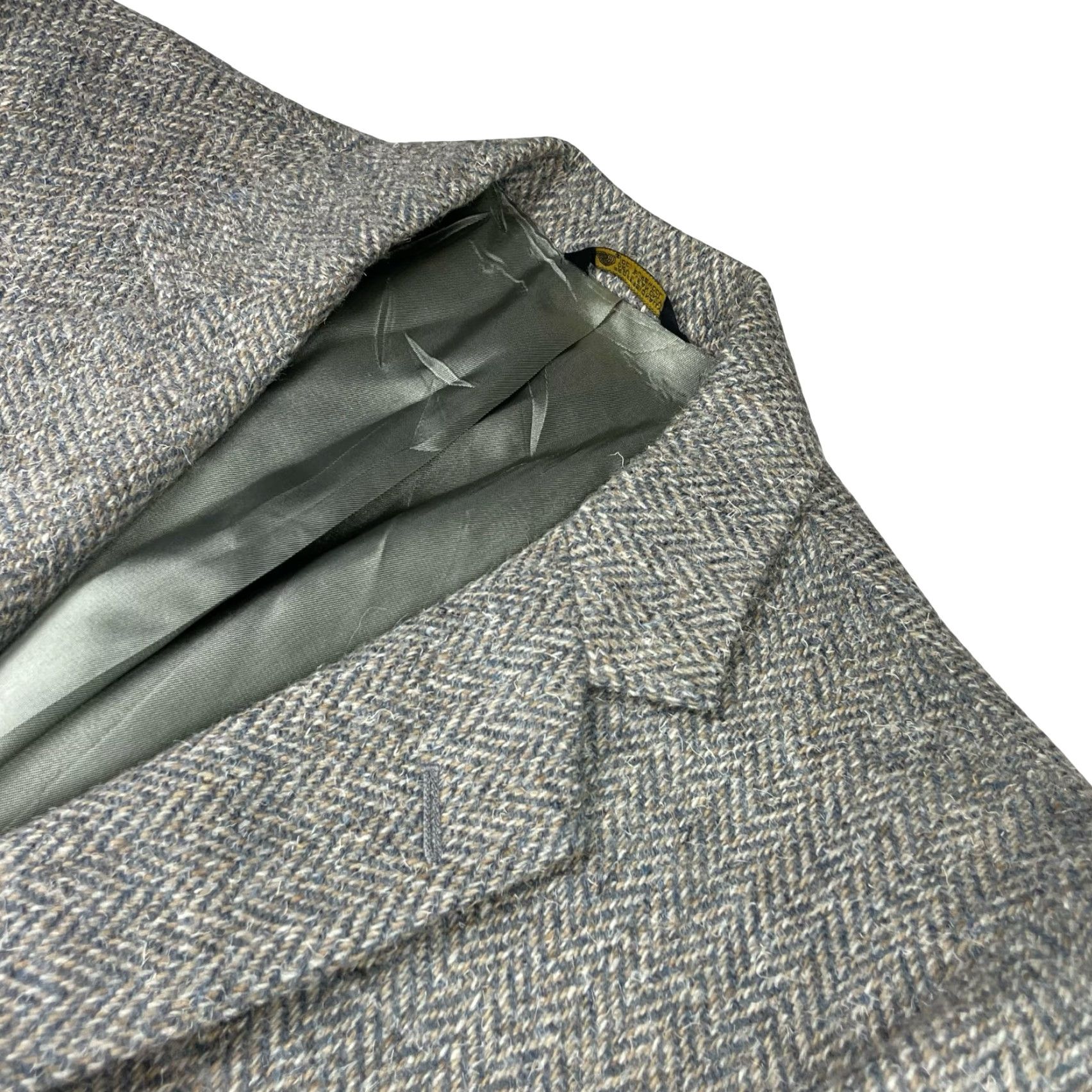 Vintage VINTAGE Nate Friedman Blazer Men 42R Tweed Wool Herringbone Gray Blue Beige 2-Button Notch Lapel Campaign/Business Casual Mens Size 42R - 2 Thumbnail