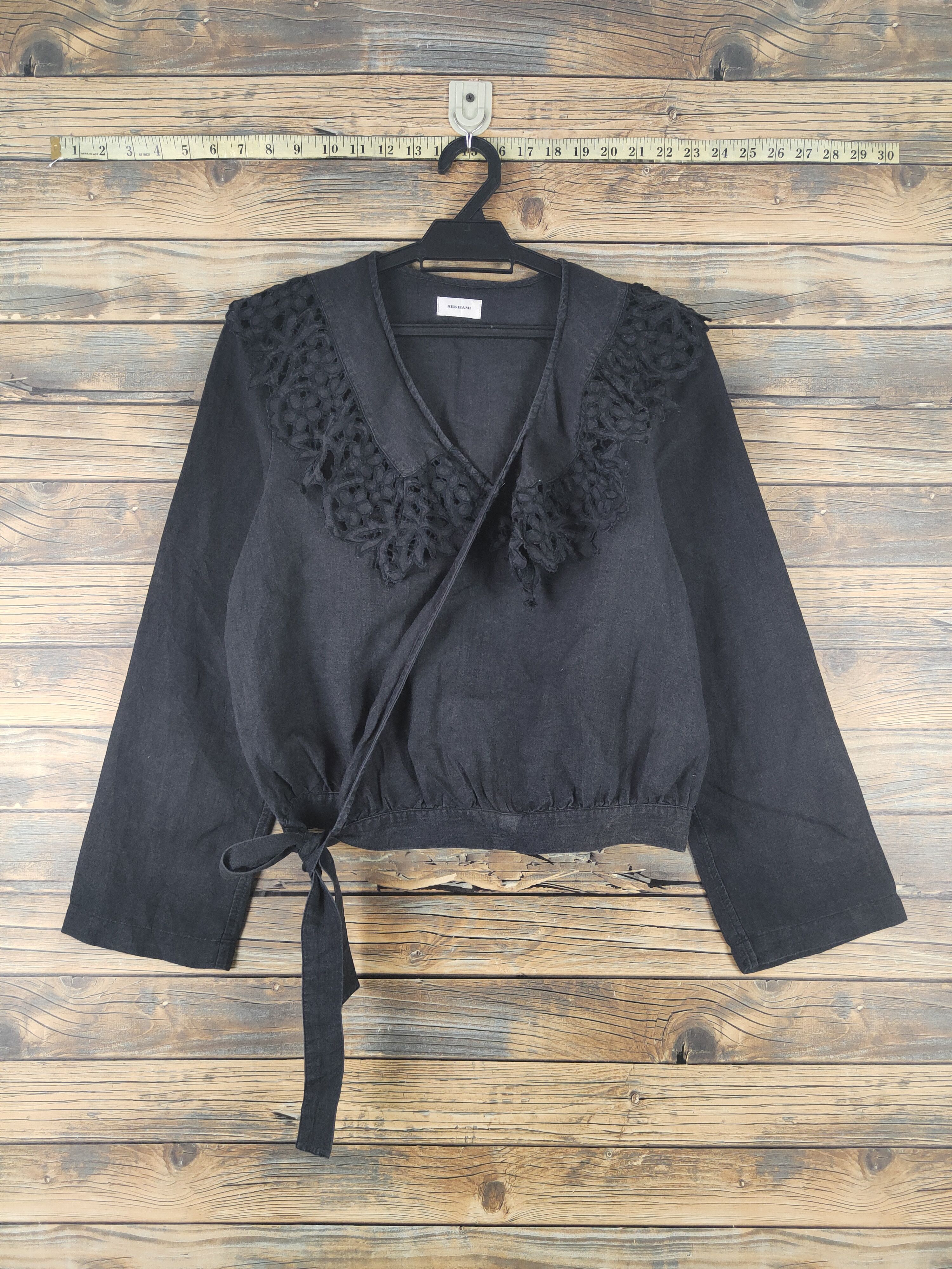 Japanese Brand × Vintage Vintage & Luxury Design Rekisama Black Blouses Size M / US 6-8 / IT 42-44 - 1 Thumbnail