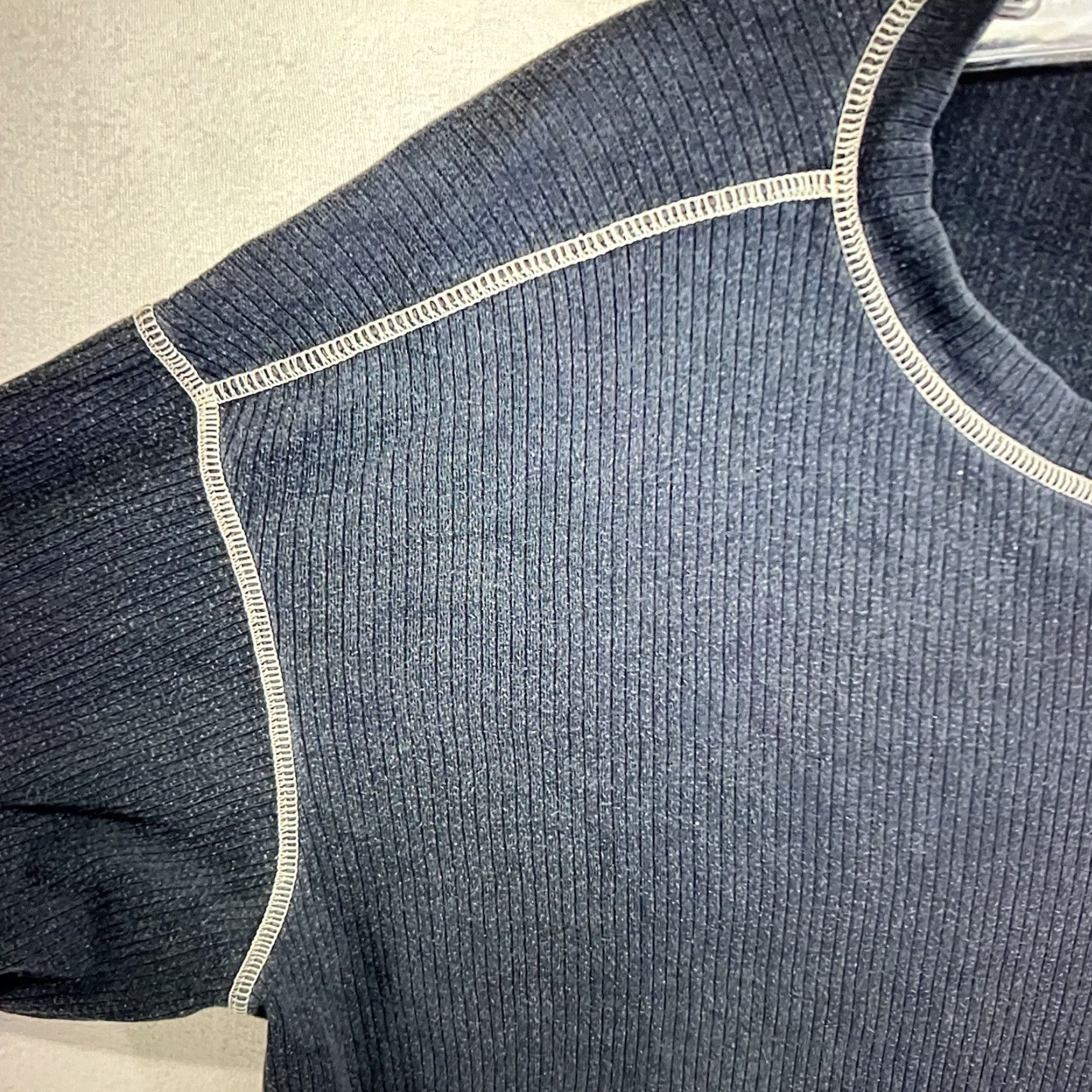 Vintage VINTAGE Unionbay Shirt Men L Blue Gray Thermal Knit Long Sleeve Crew Neck Embroidered Logo 90s Grunge Retro Webbed 90s Mens Size US L / EU 52-54 / 3 - 7 Thumbnail