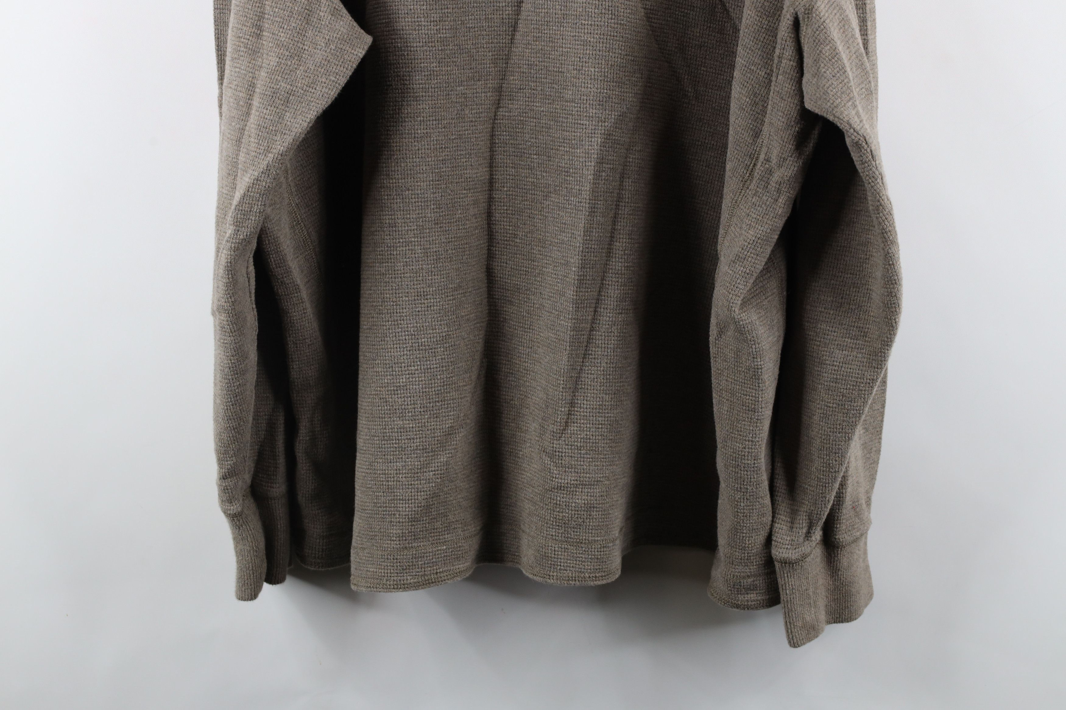 Eddie Bauer × Vintage Vintage Eddie Bauer Heavyweight Waffle Knit Henley T-Shirt Size US XXL / EU 58 / 5 - 8 Thumbnail
