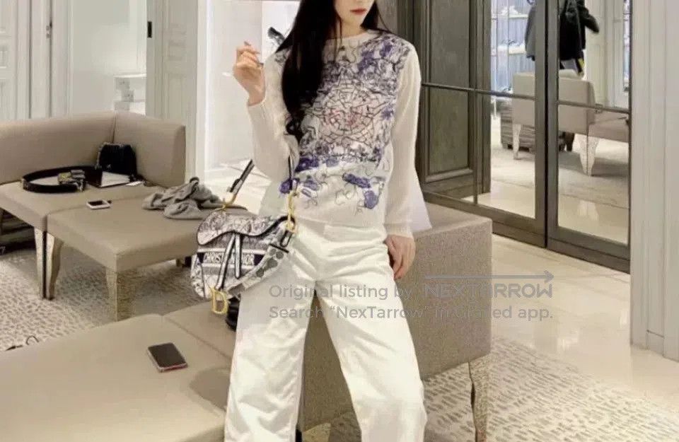 Dior Dior Limited Edition Embroidered Cashmere Sweater. Size XXS / US 00 / IT 34 - 8 Thumbnail