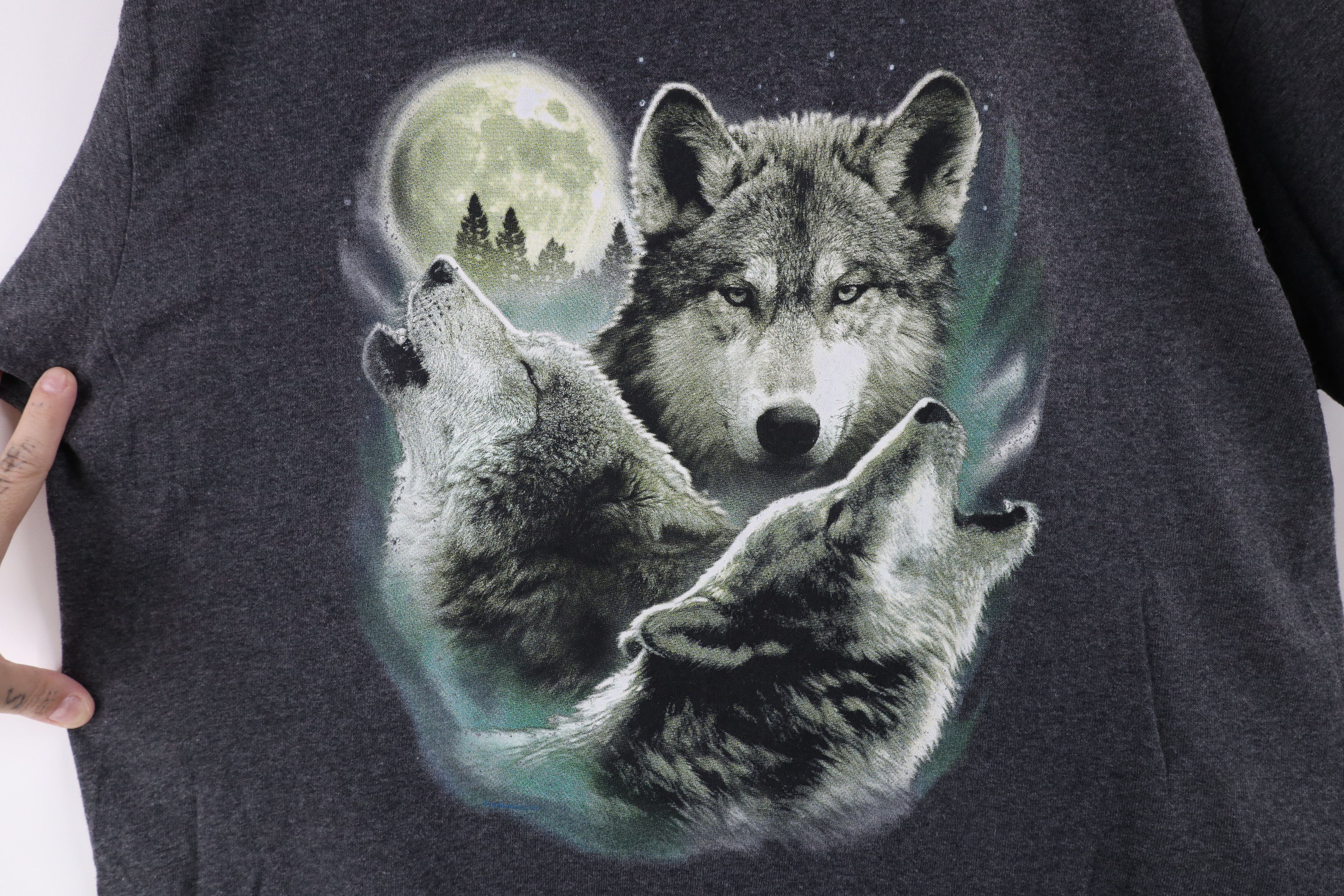 Vintage Vintage 90s Streetwear Wolf Moon Short Sleeve T-Shirt Gray Size US L / EU 52-54 / 3 - 4 Thumbnail