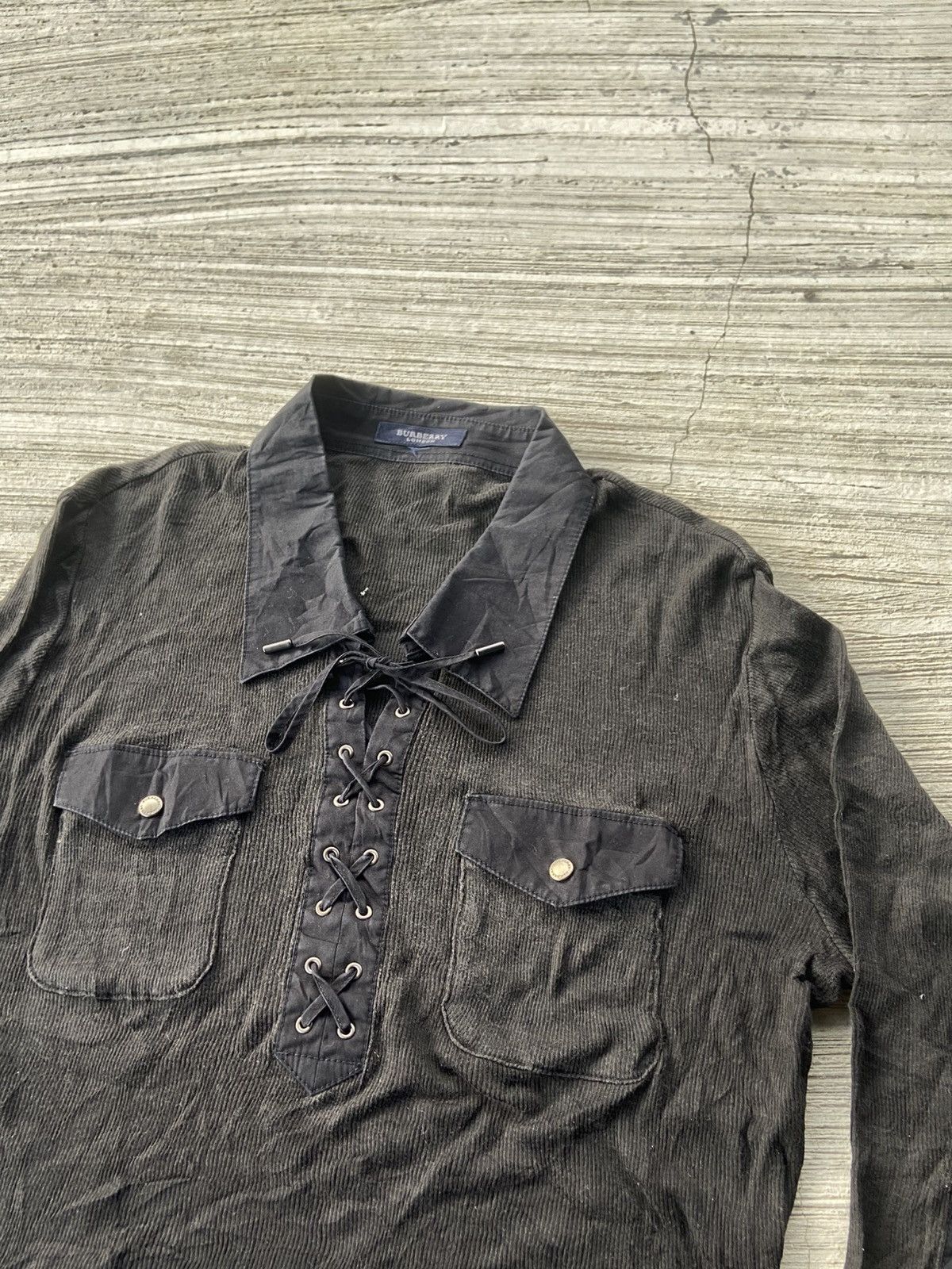 Burberry Vintage Burberry London Black Lace-Up Pullover Shirt Size US M / EU 48-50 / 2 - 3 Thumbnail