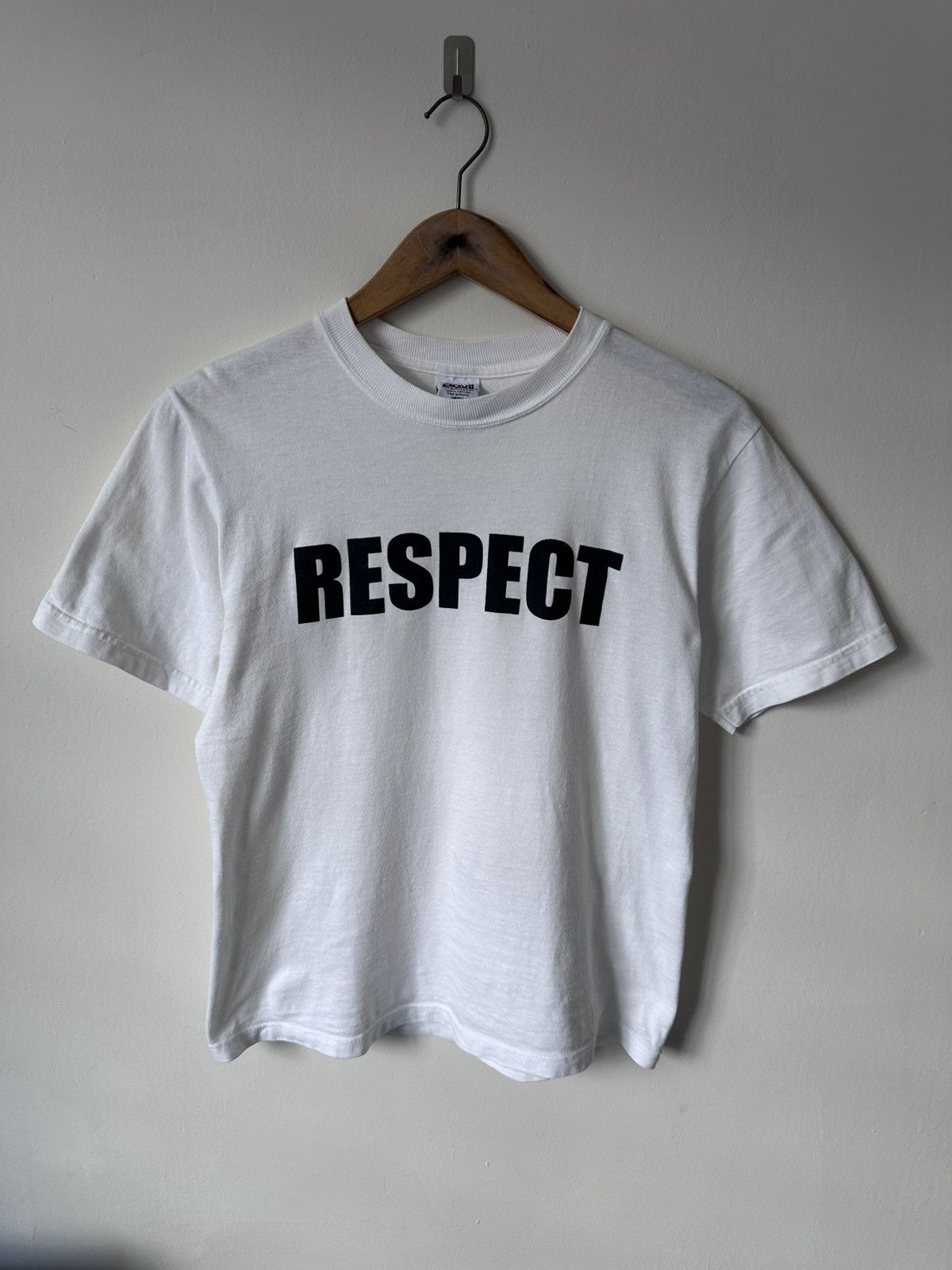 Vintage Vintage White tee “Respect” Size US S / EU 44-46 / 1 - 1 Thumbnail