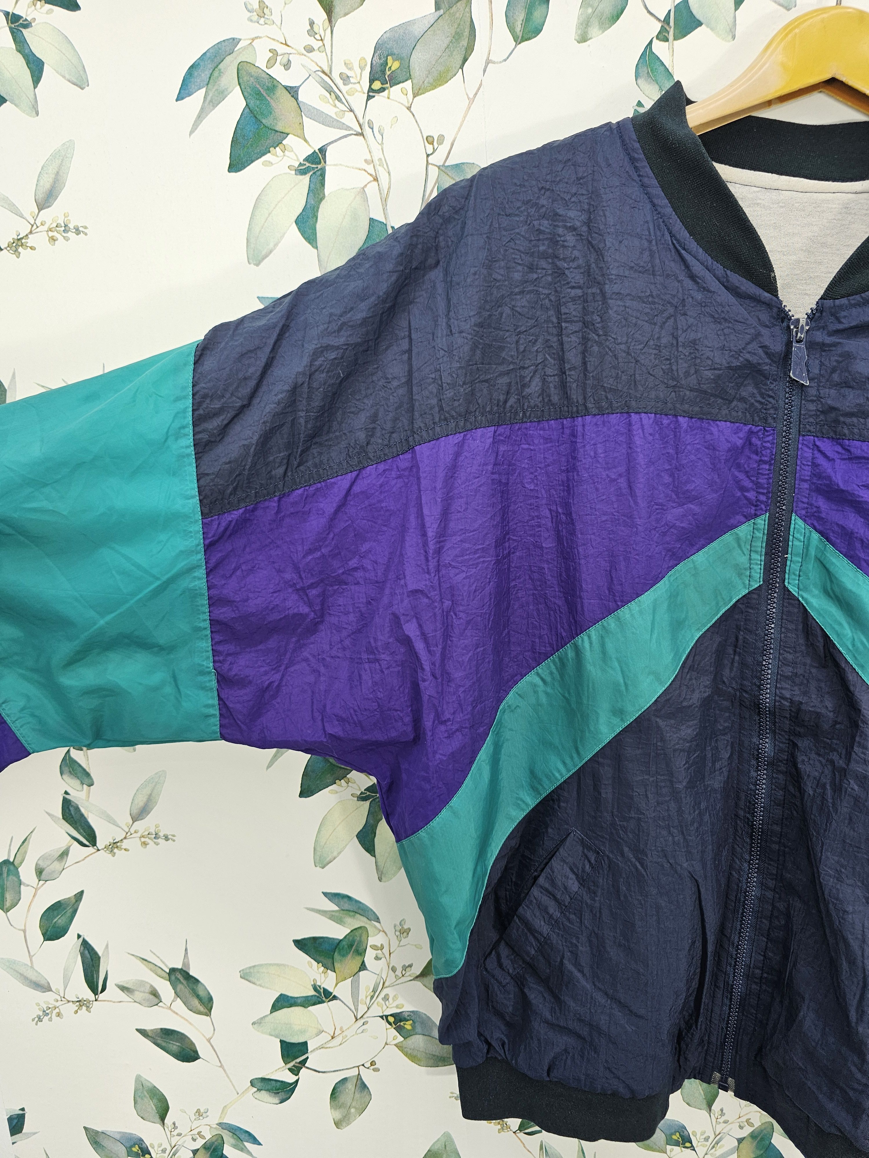 Reebok Vtg REEBOK Multi Color Block Embroider Windbreaker J0106 Size US XL / EU 56 / 4 - 8 Thumbnail