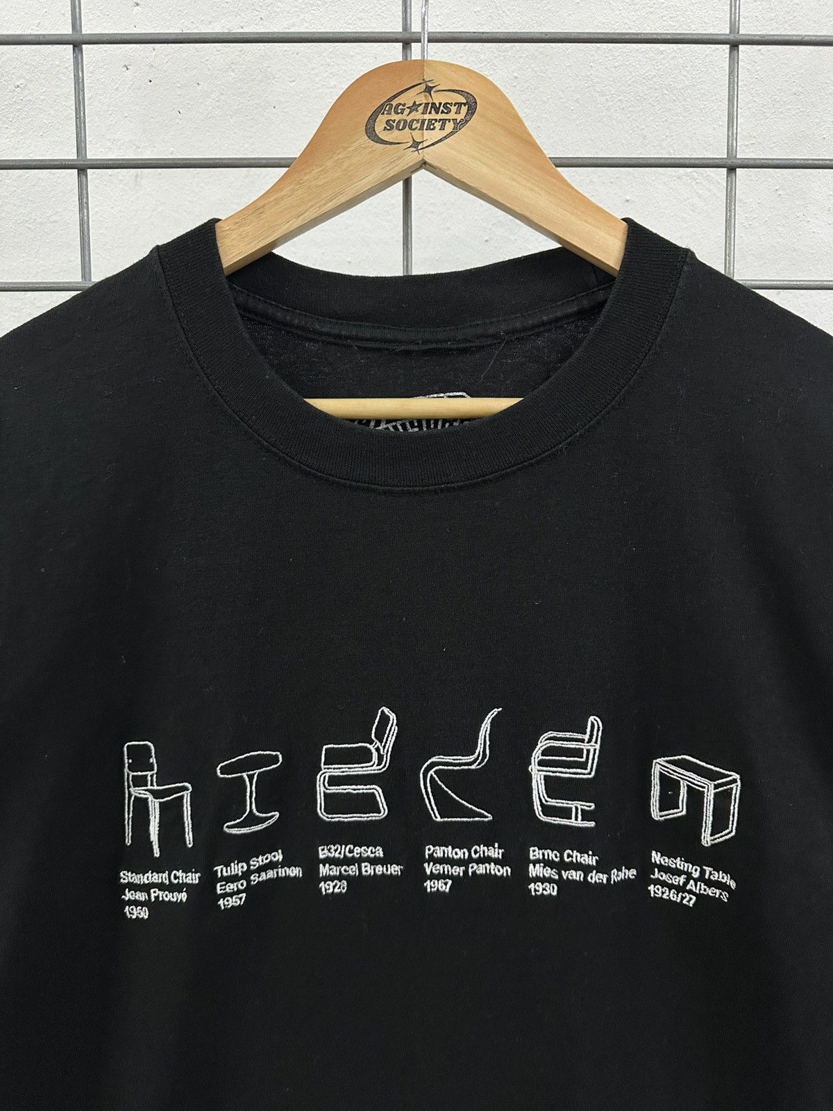 HIDDEN Rare And Beautiful Hidden NY Embroidered Chair Furniture Tee Size US M / EU 48-50 / 2 - 4 Thumbnail