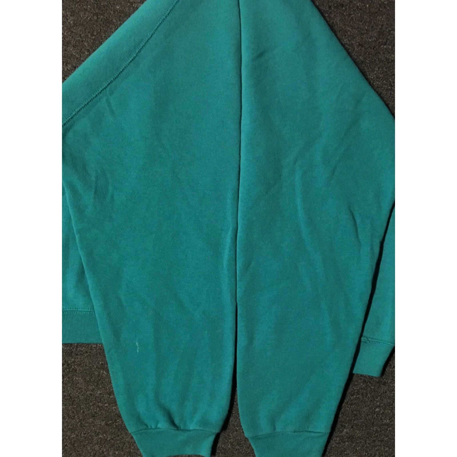 Tultex VINTAGE Tultex Green 80s Distressed Boxy Sweatshirt Hoodie Men M USA Punk Biker Grunge Surf Skate Retro 90s Style Pullover Distressed Size US M / EU 48-50 / 2 - 7 Thumbnail