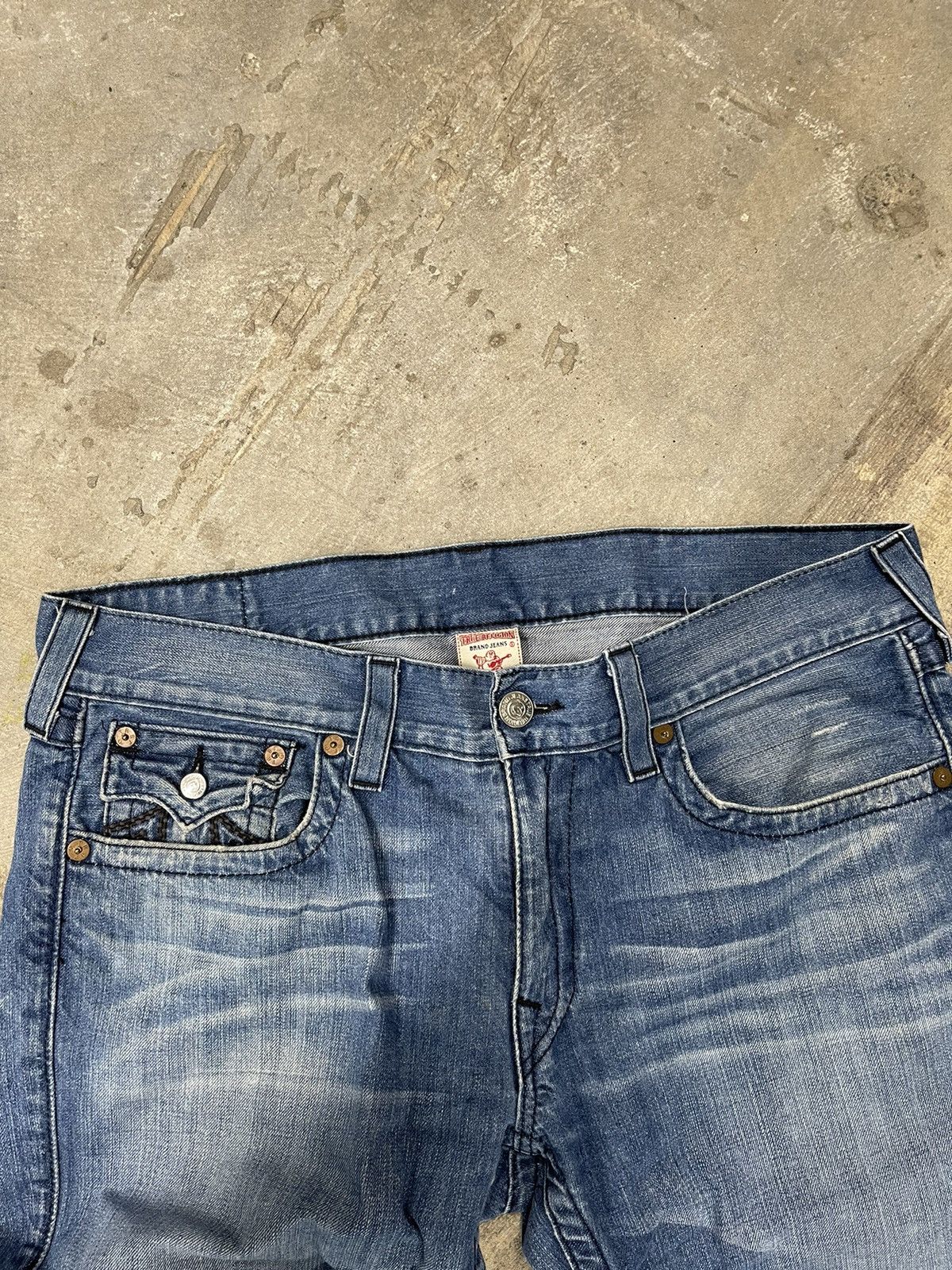True Religion × Vintage Vintage Y2K True Religion Flared Light Wash Denim Size US 38 / EU 54 - 3 Thumbnail