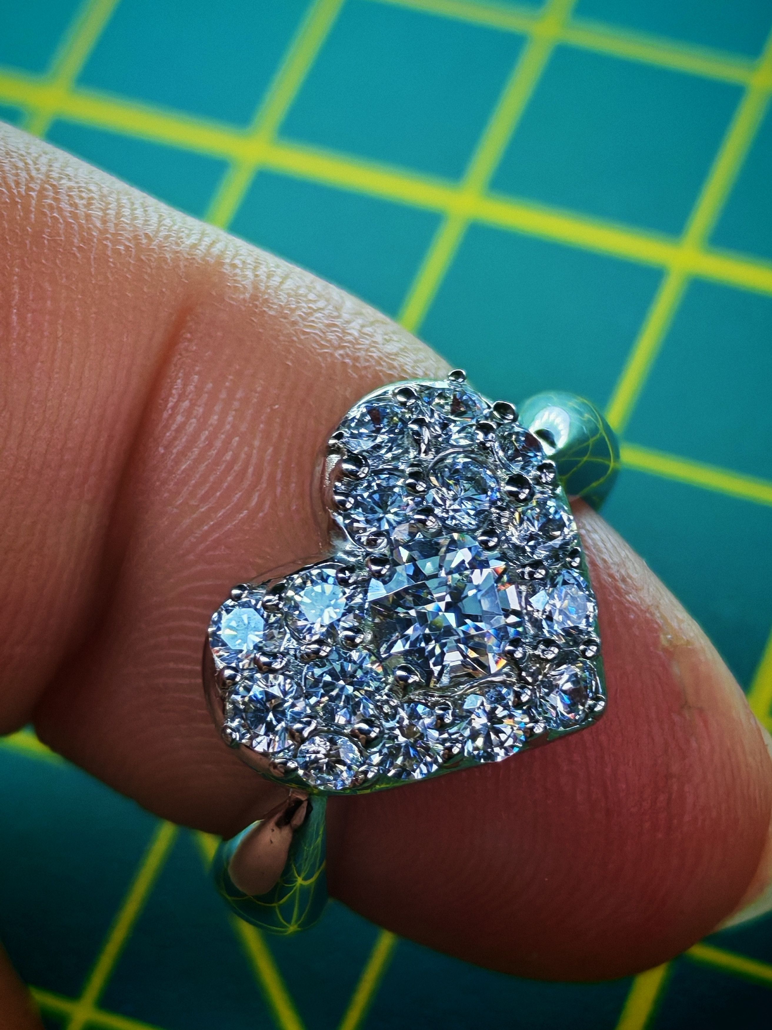 Other SILVER 925 MARKING SILVER RING WITH RINESTONE LIKE DIAMOND Size ONE SIZE - 5 Thumbnail