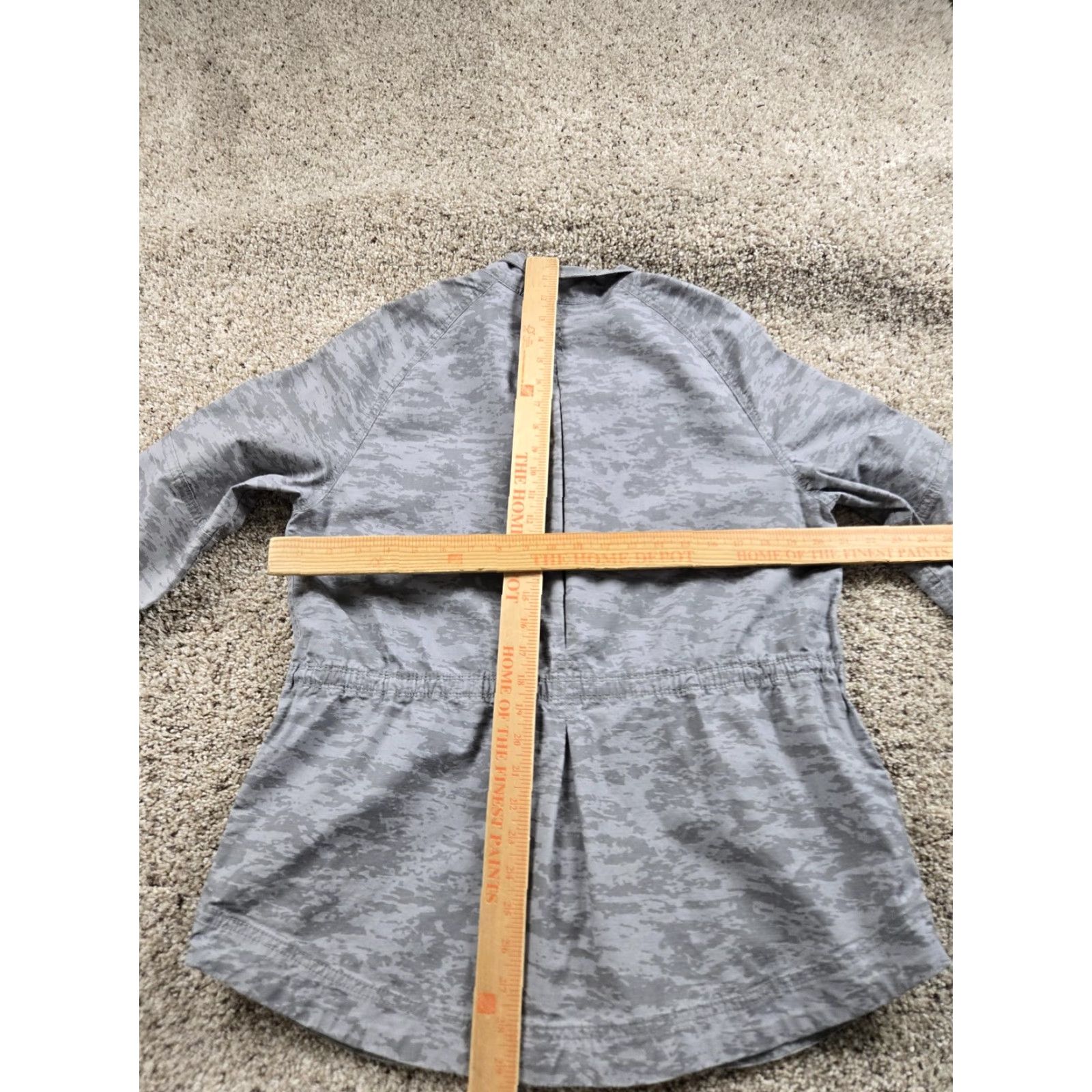 Eddie Bauer Eddie Bauer Jacket Womens Large Gray Camo Snap Front Lightweight Stretch Size L / US 10 / IT 46 - 7 Thumbnail